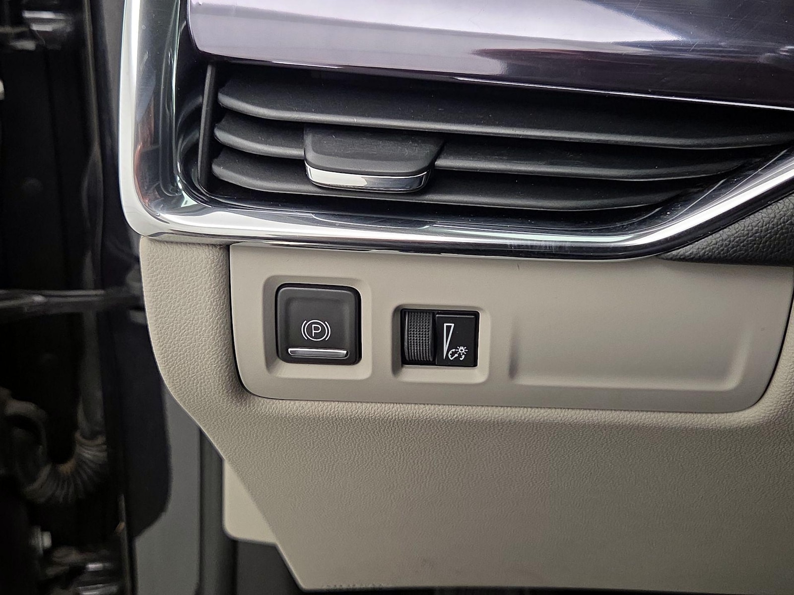 2023 Cadillac XT4 Luxury - Photo 14
