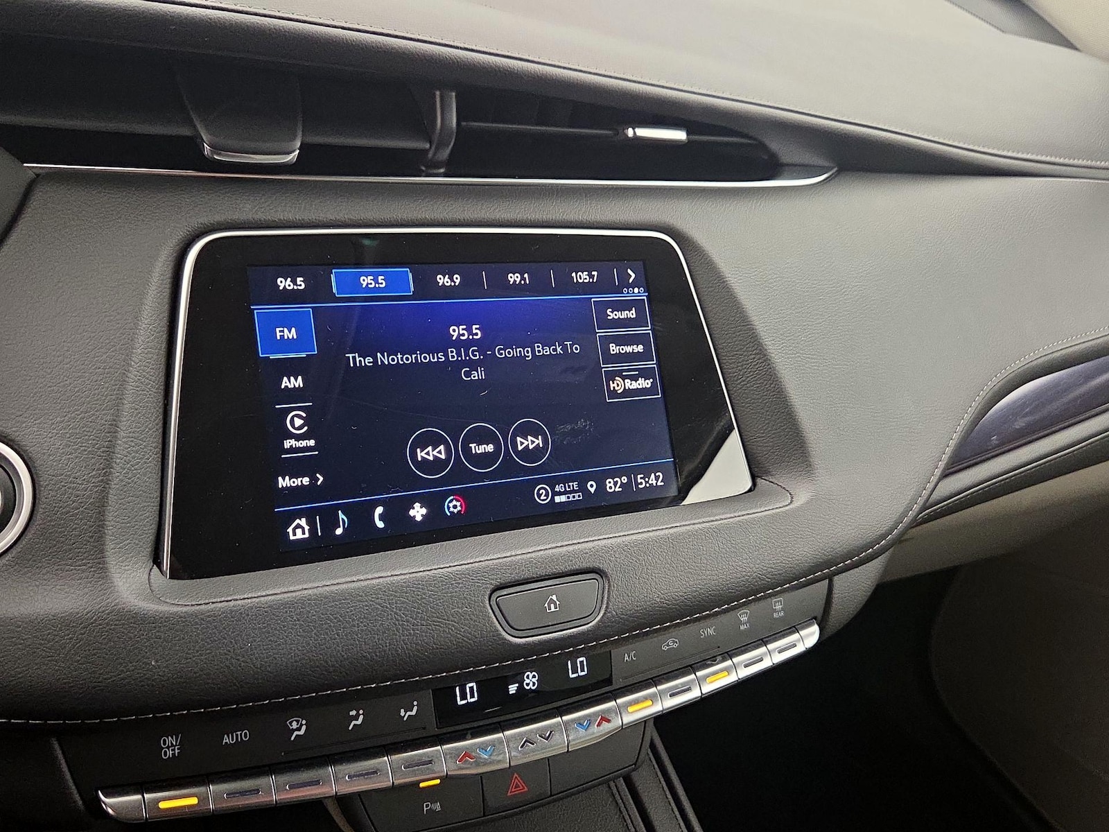 2023 Cadillac XT4 Luxury - Photo 16
