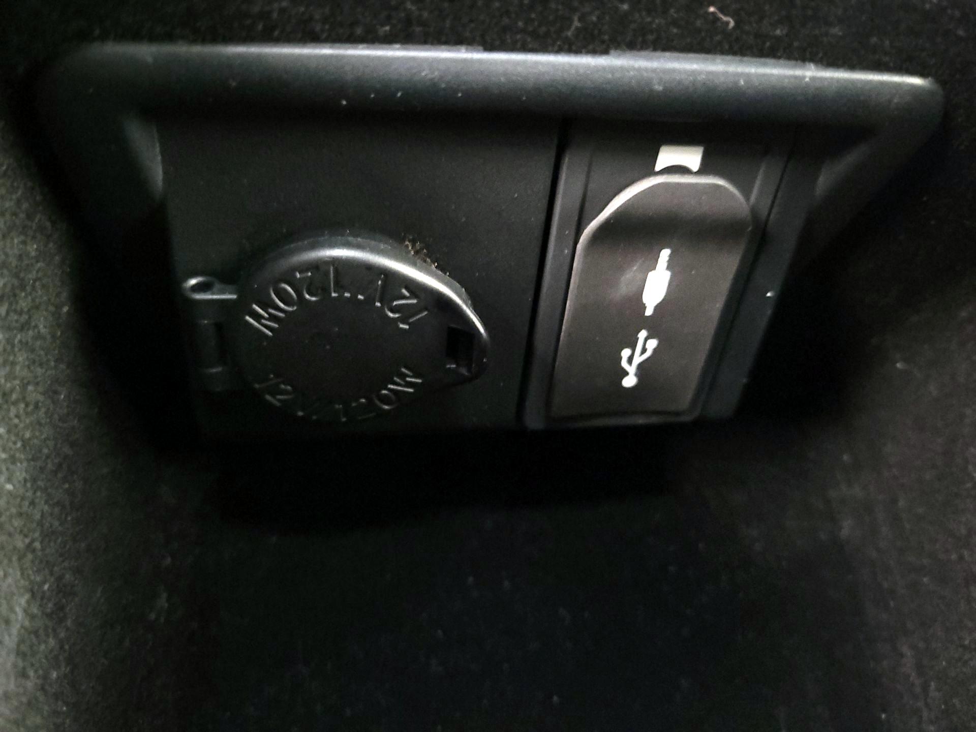 Thumbnail: 2015 Lexus GS - 19