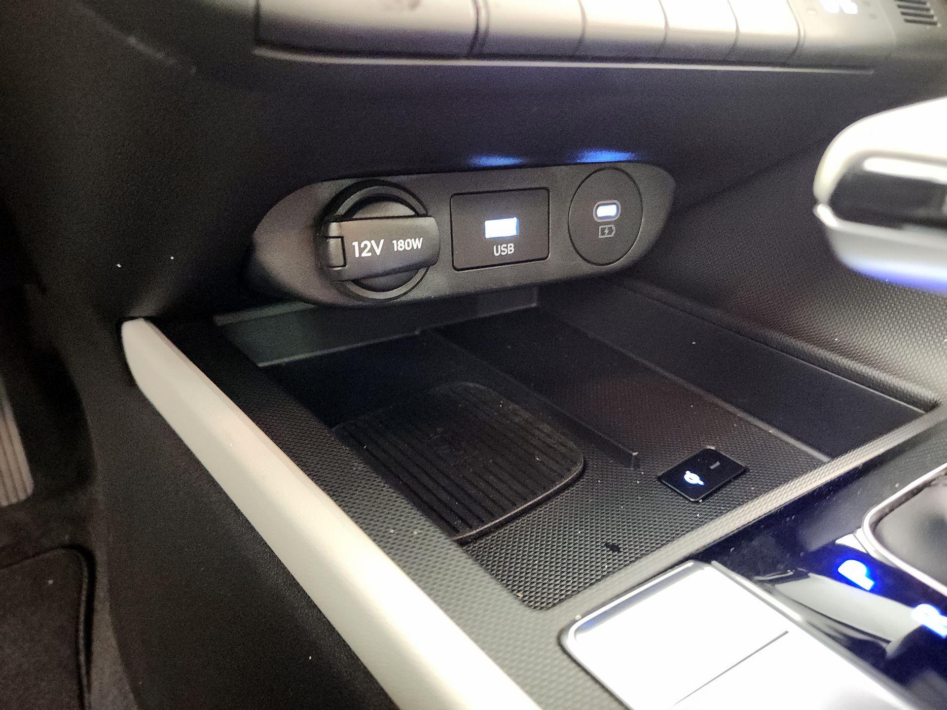 Thumbnail: 2025 Hyundai Elantra - 19