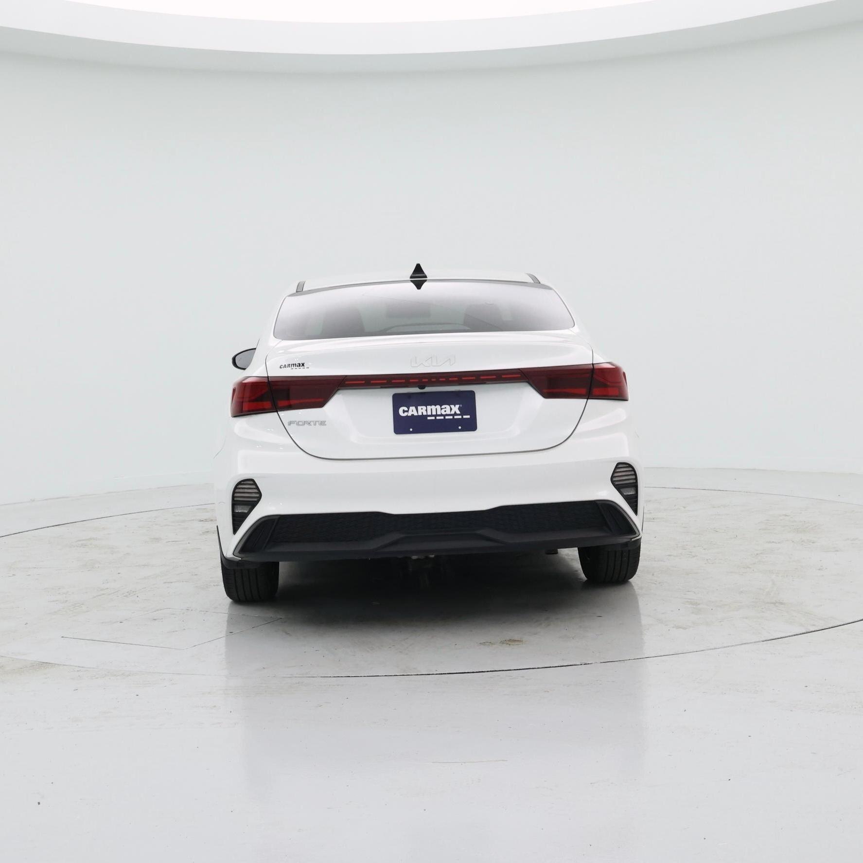 Thumbnail: 2023 Kia Forte - 6