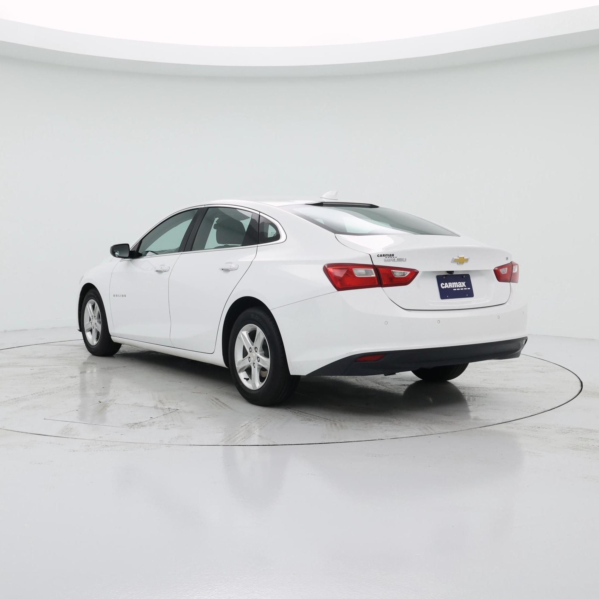 Thumbnail: 2024 Chevrolet Malibu - 2