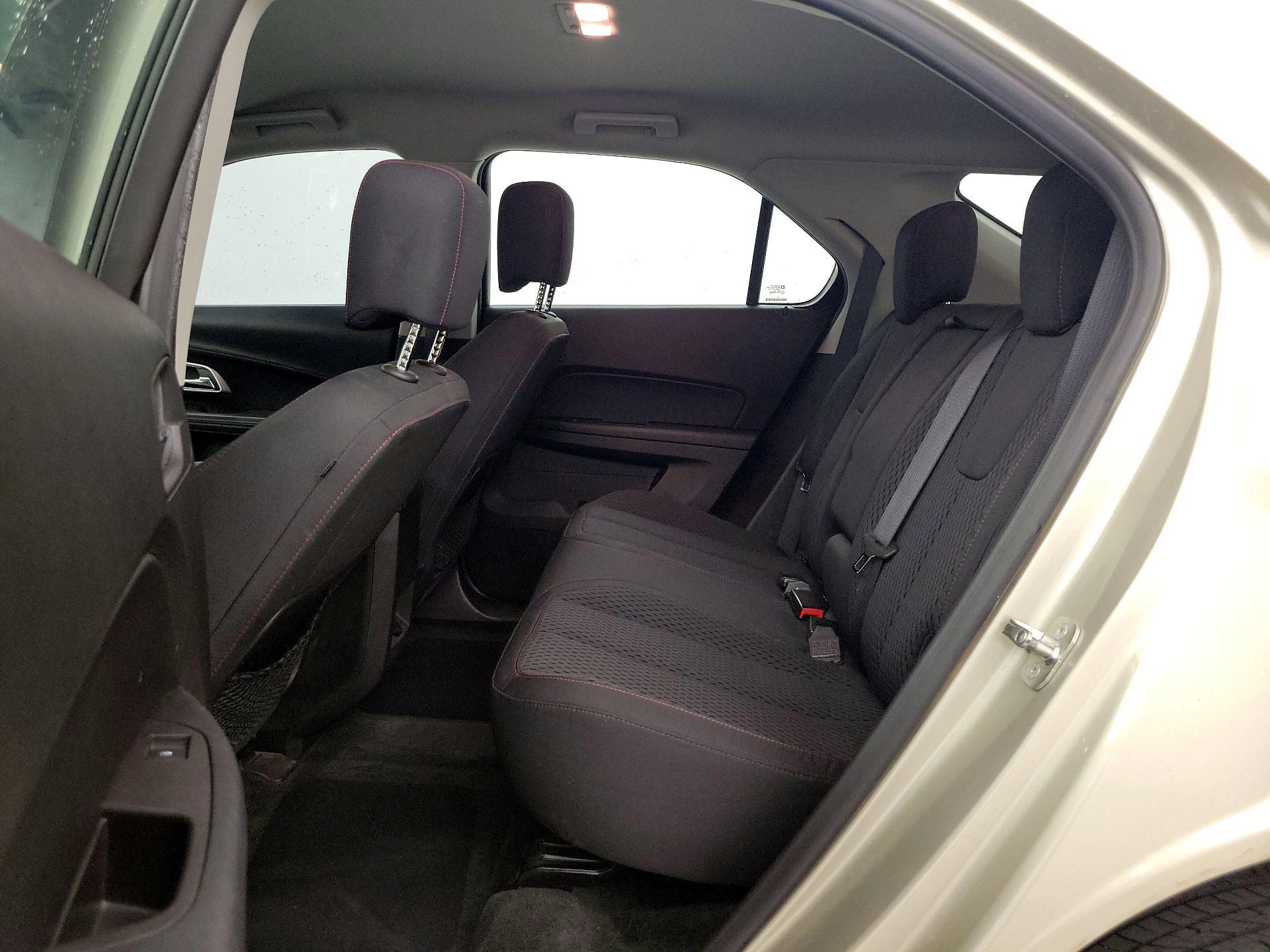 Thumbnail: 2015 Chevrolet Equinox - 17