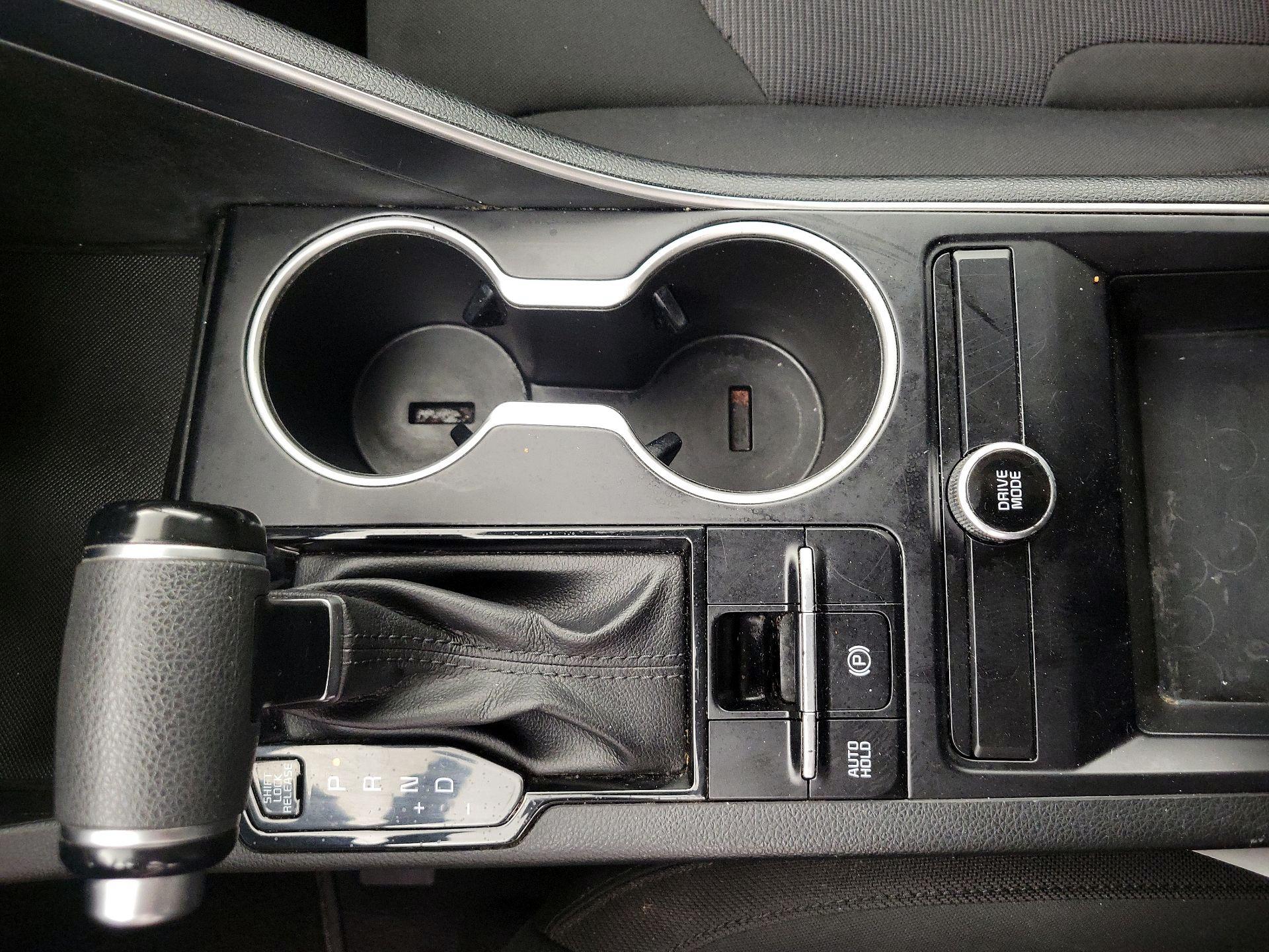 Thumbnail: 2021 Kia K5 - 17