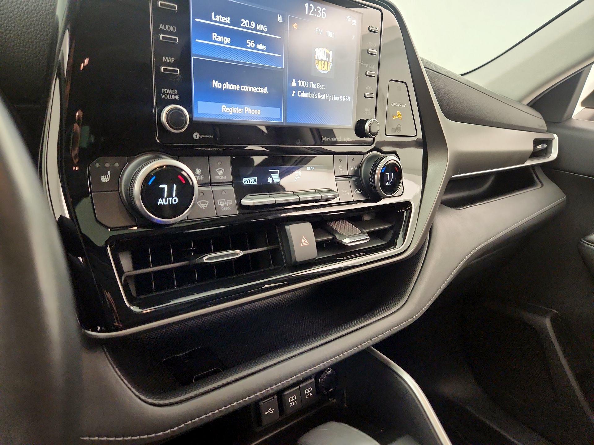 Thumbnail: 2021 Toyota Highlander - 16