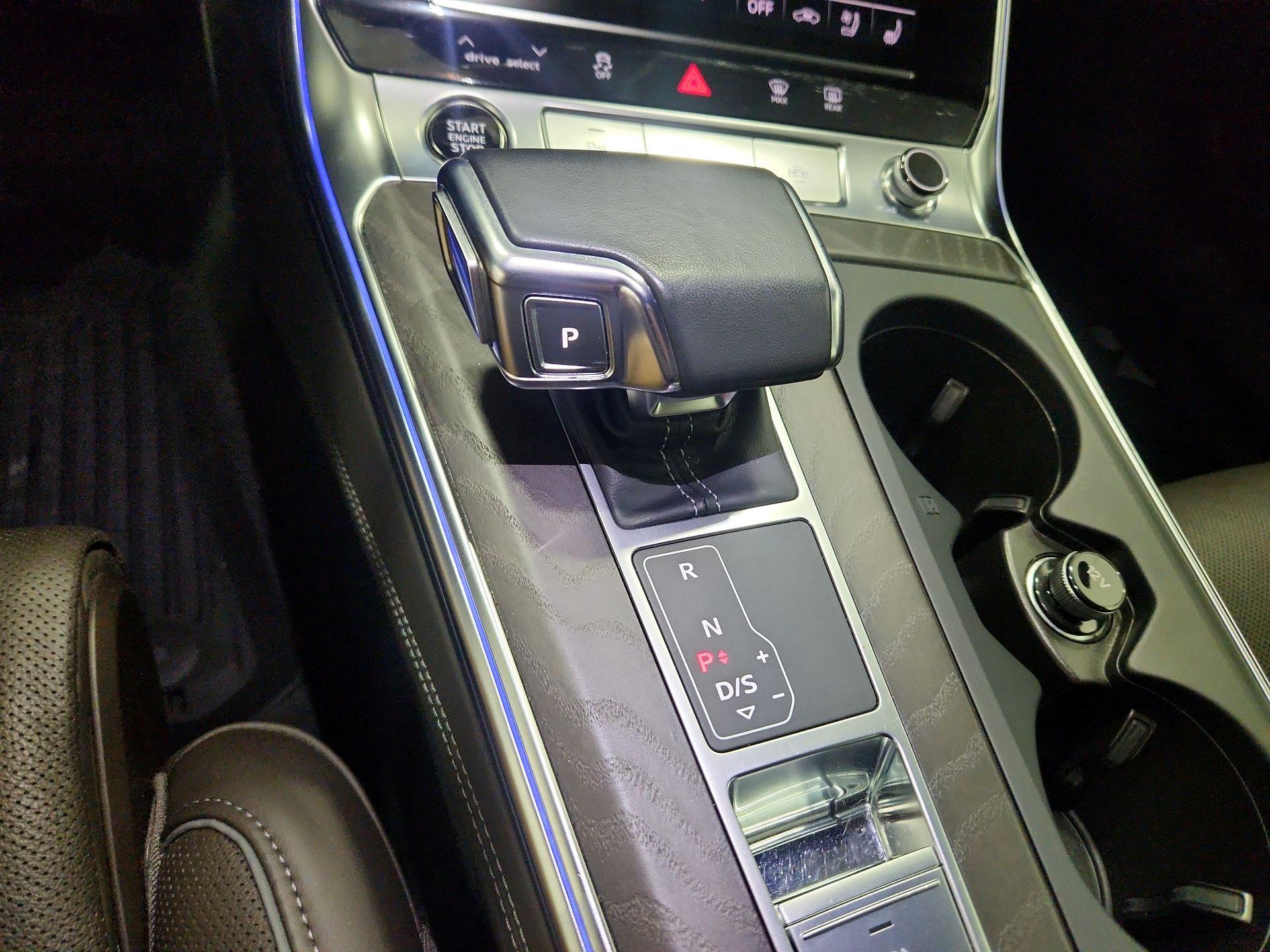 Thumbnail: 2022 Audi A6 - 17