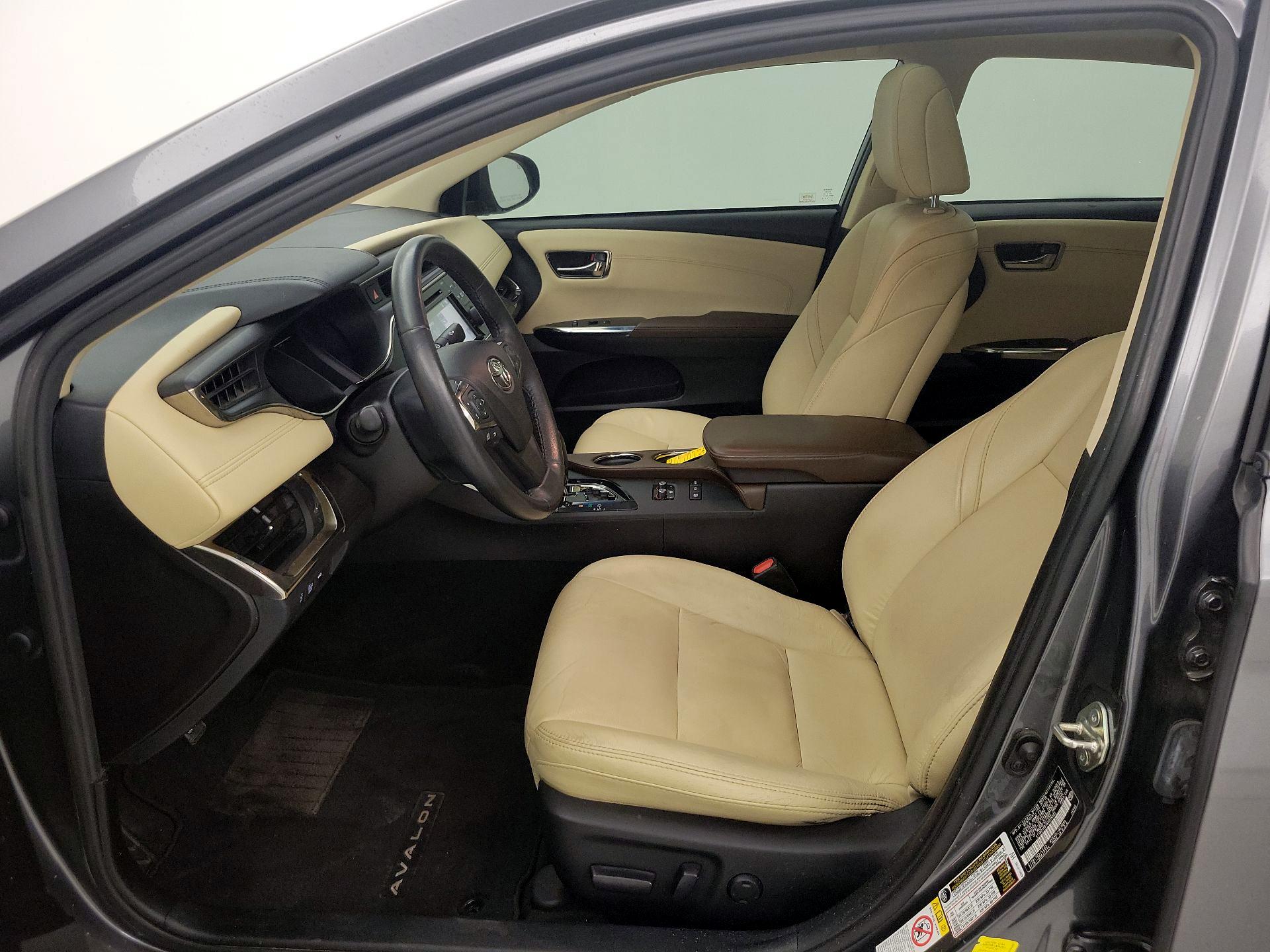 Thumbnail: 2016 Toyota Avalon - 11