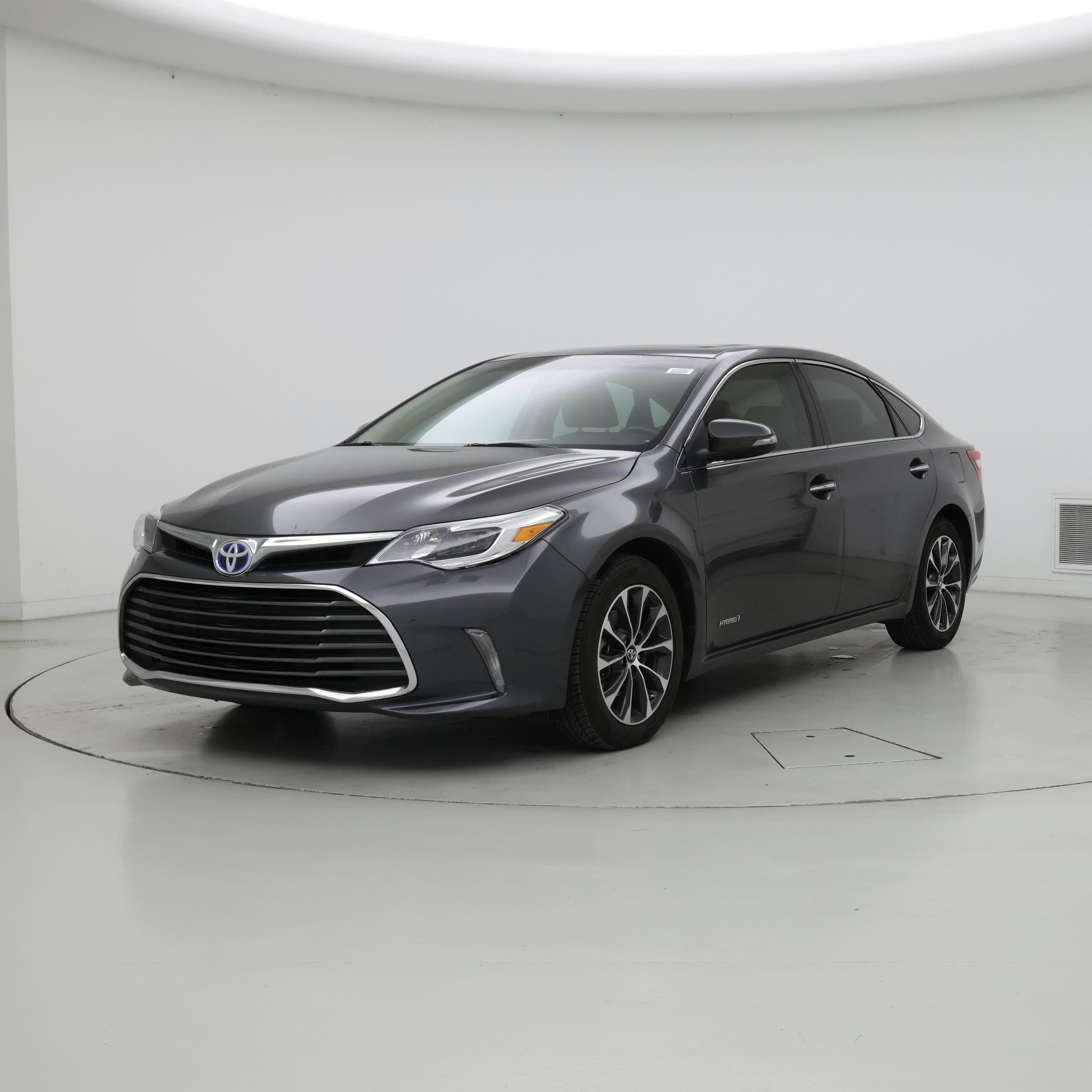 Thumbnail: 2016 Toyota Avalon - 4