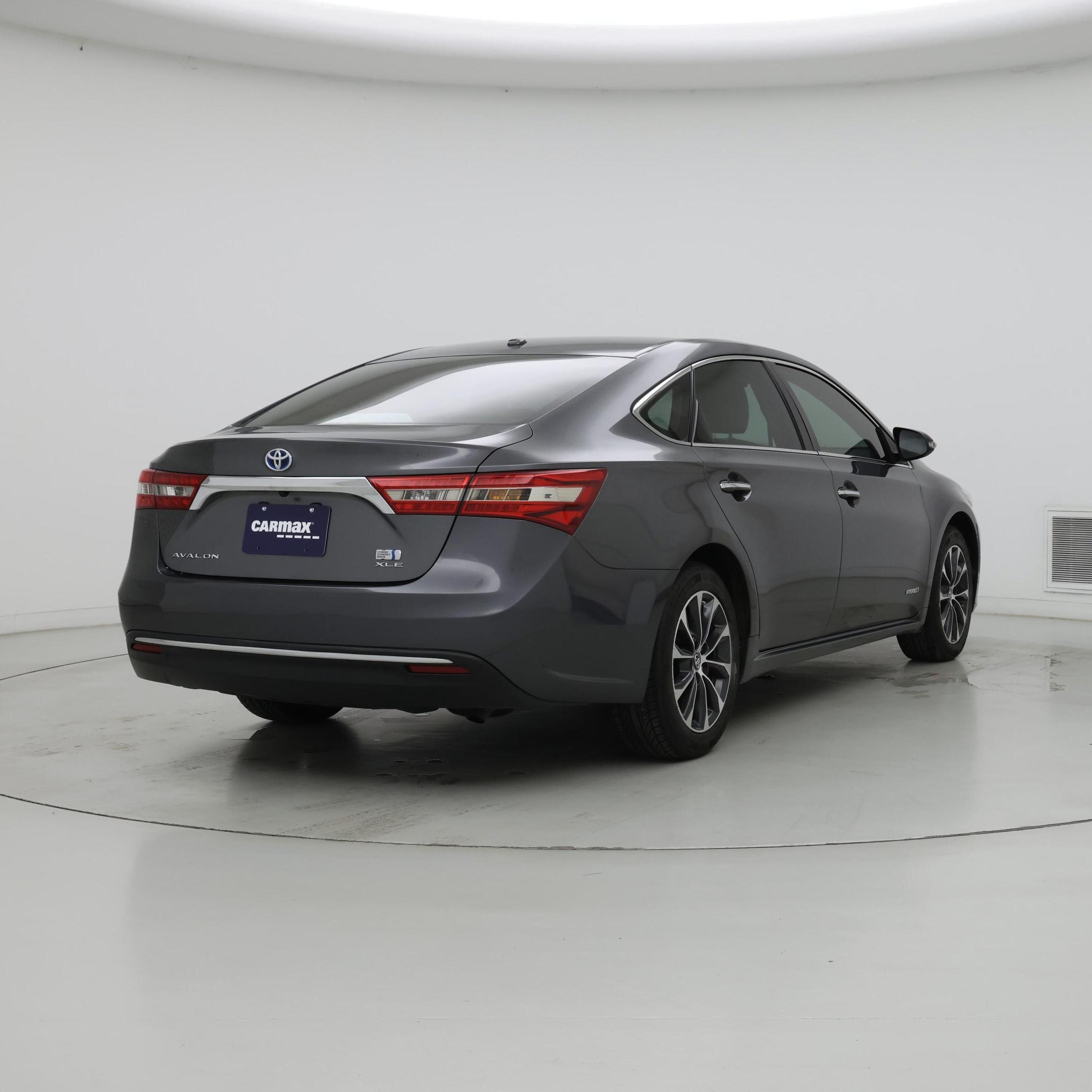 Thumbnail: 2016 Toyota Avalon - 8