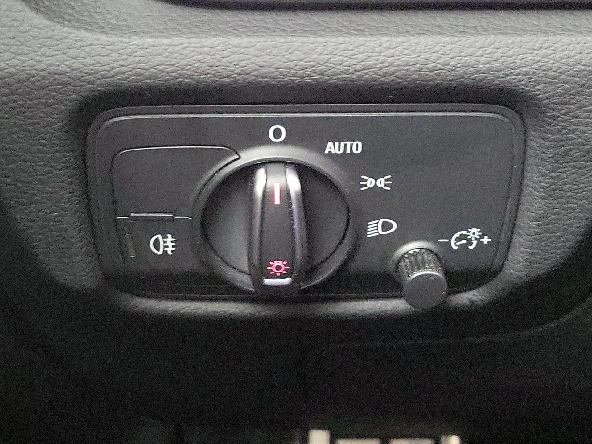 Thumbnail: 2015 Audi A3 - 13