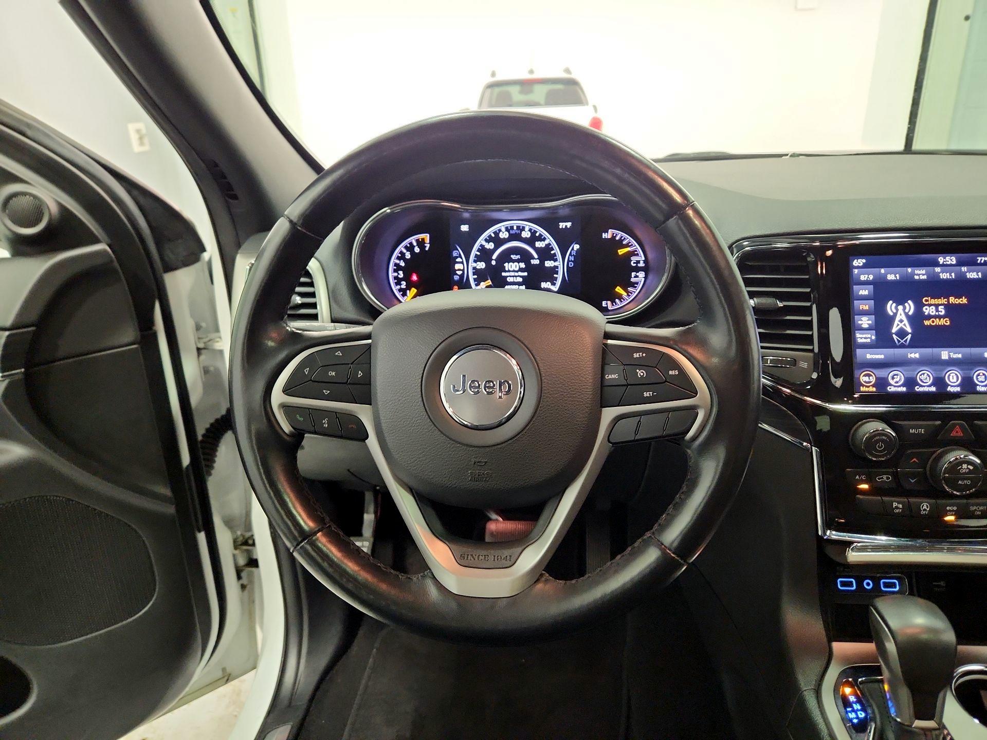 Thumbnail: 2022 Jeep Grand Cherokee - 10