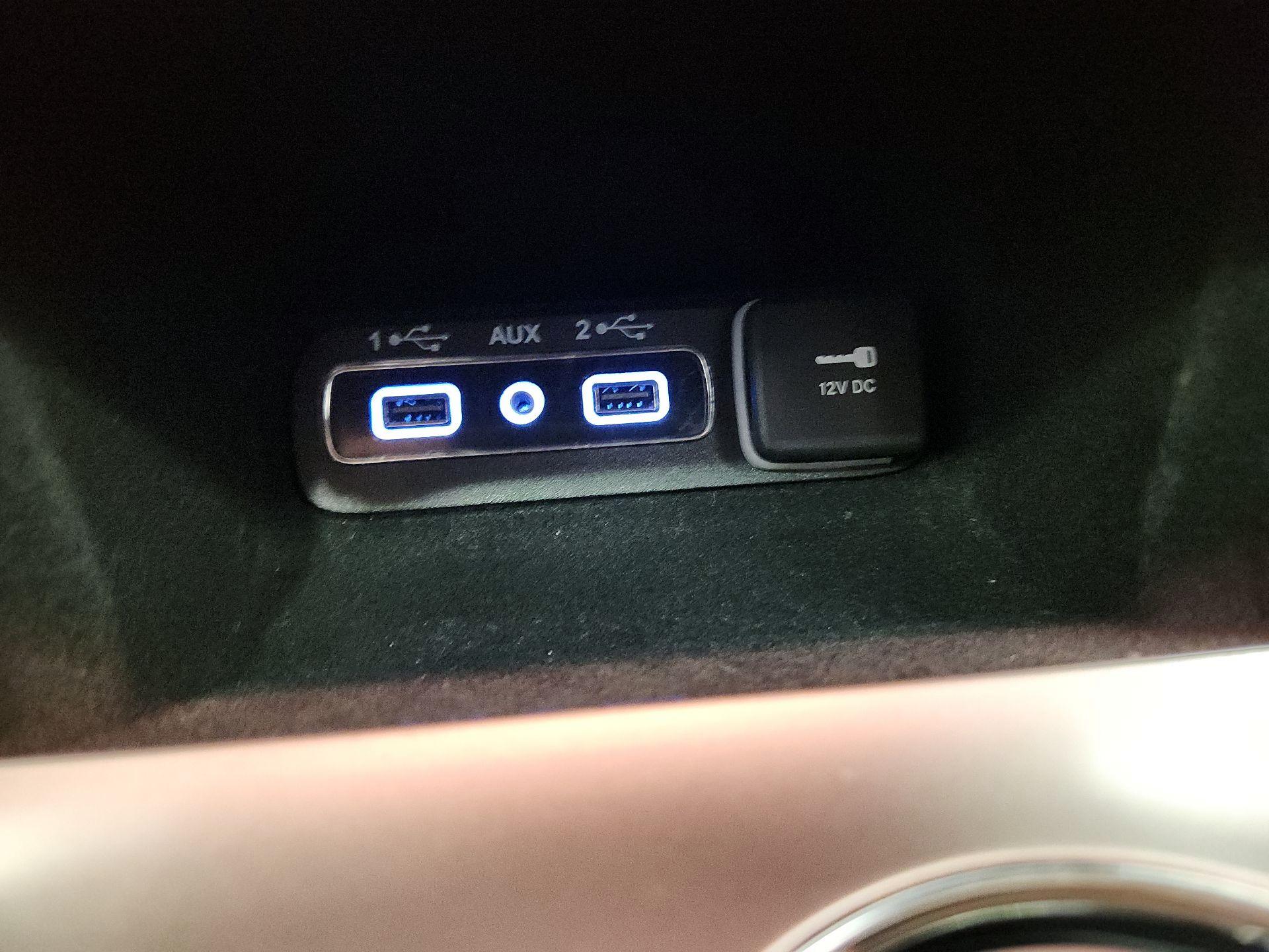 Thumbnail: 2022 Jeep Grand Cherokee - 18