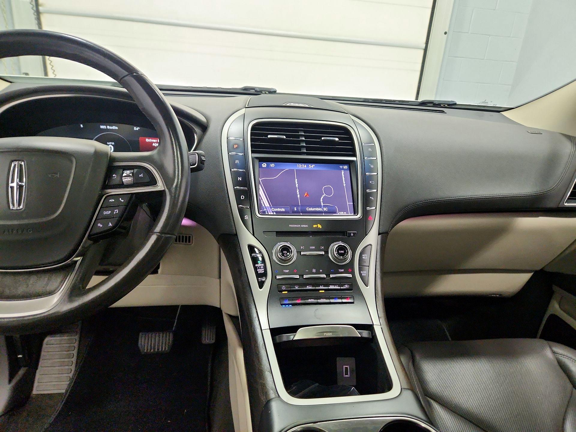 Thumbnail: 2019 Lincoln Nautilus - 9