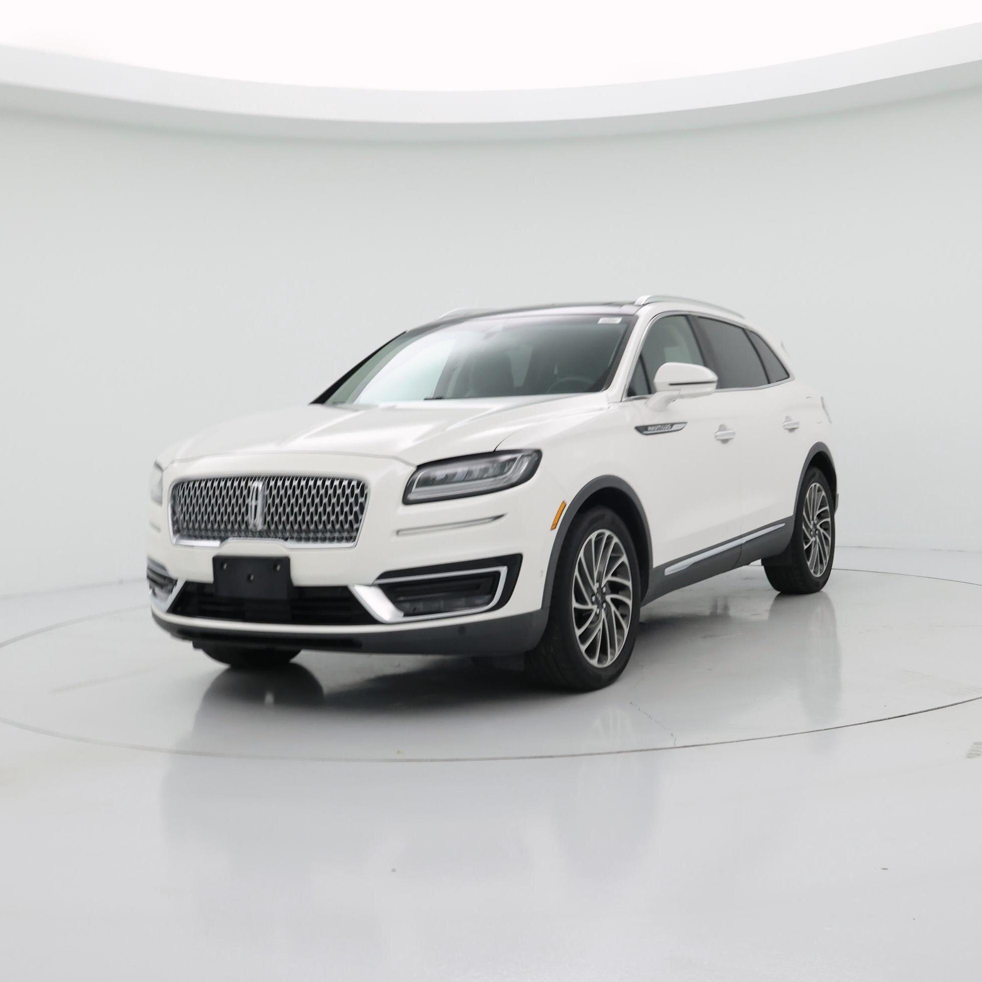 Thumbnail: 2019 Lincoln Nautilus - 4