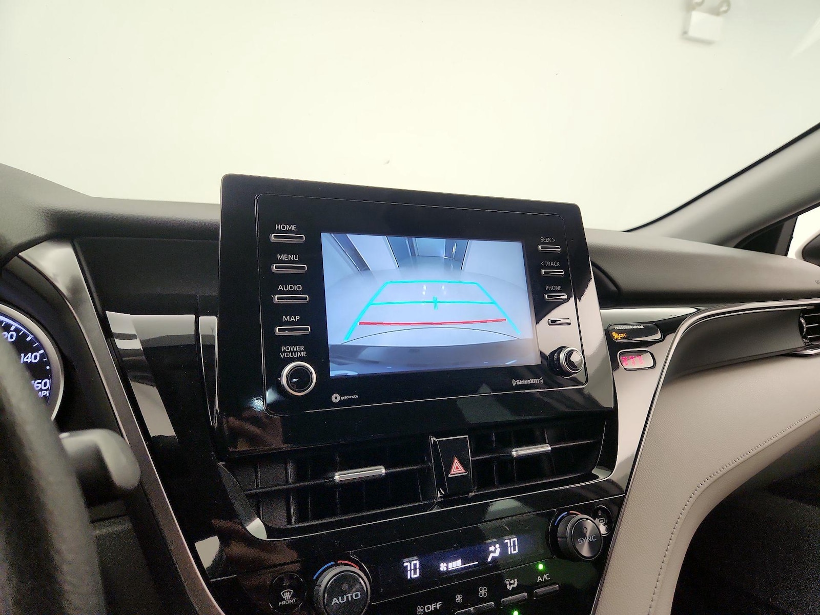 2023 Toyota Camry LE - Photo 15