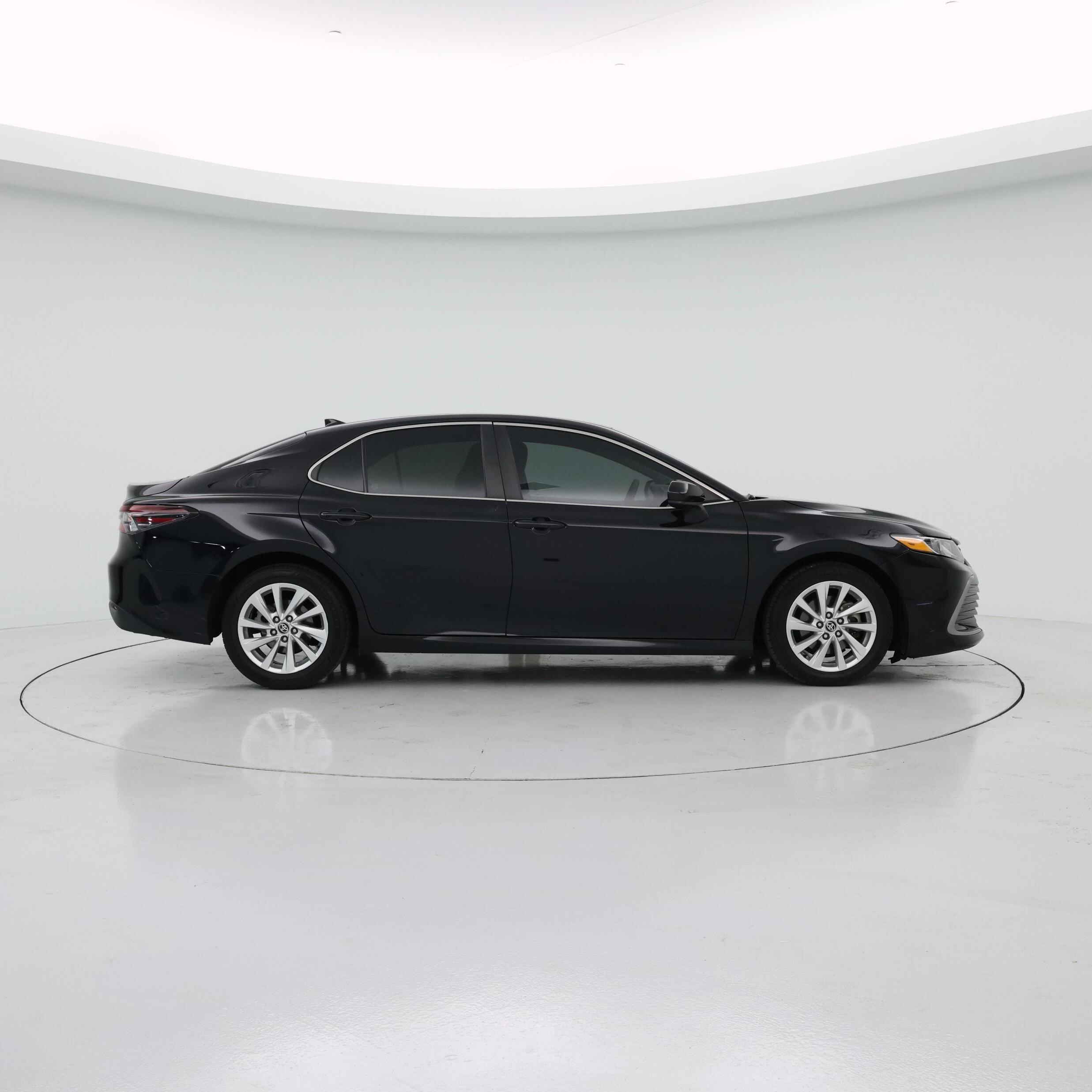 Thumbnail: 2023 Toyota Camry - 7
