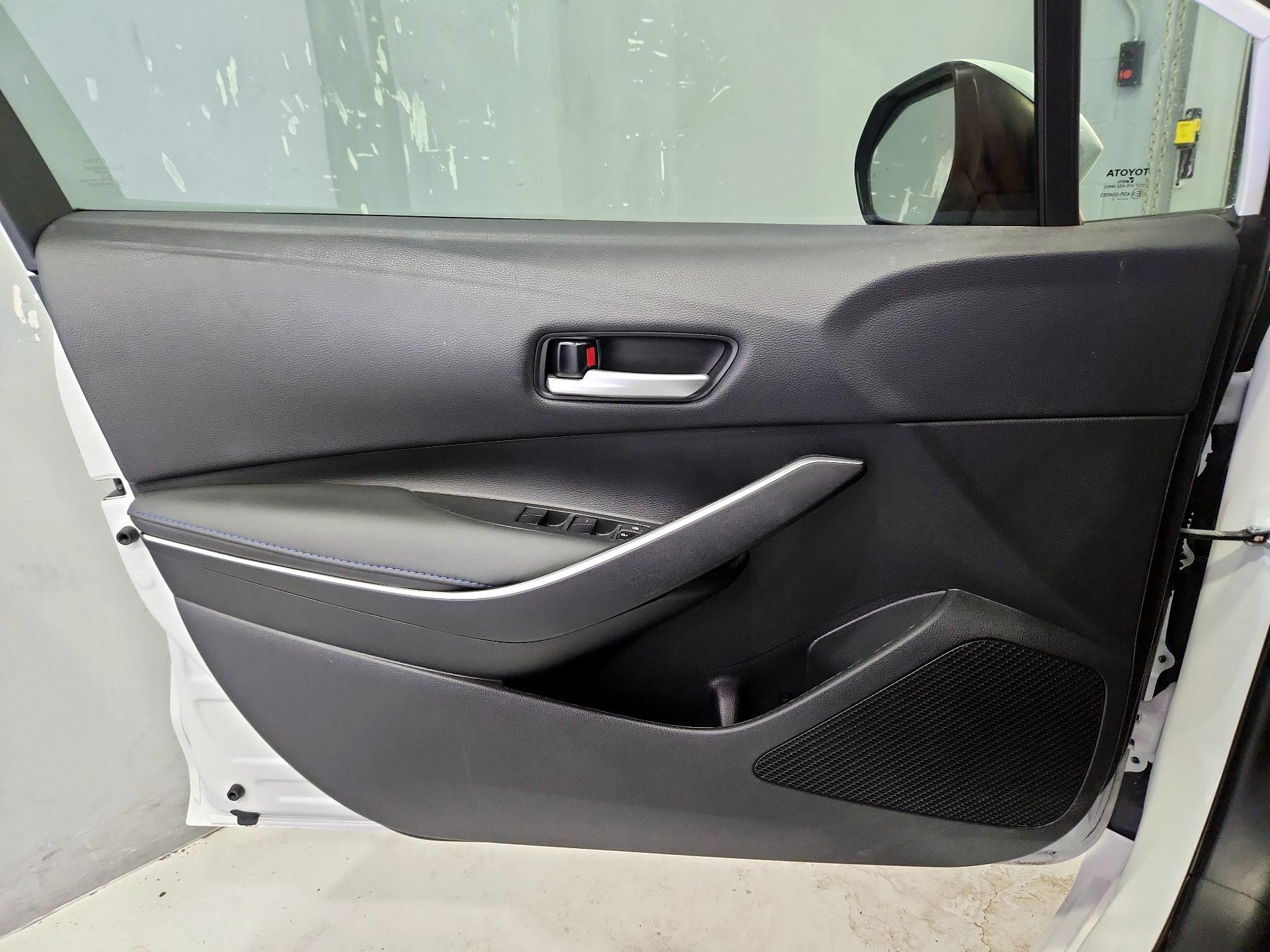 Thumbnail: 2022 Toyota Corolla - 12