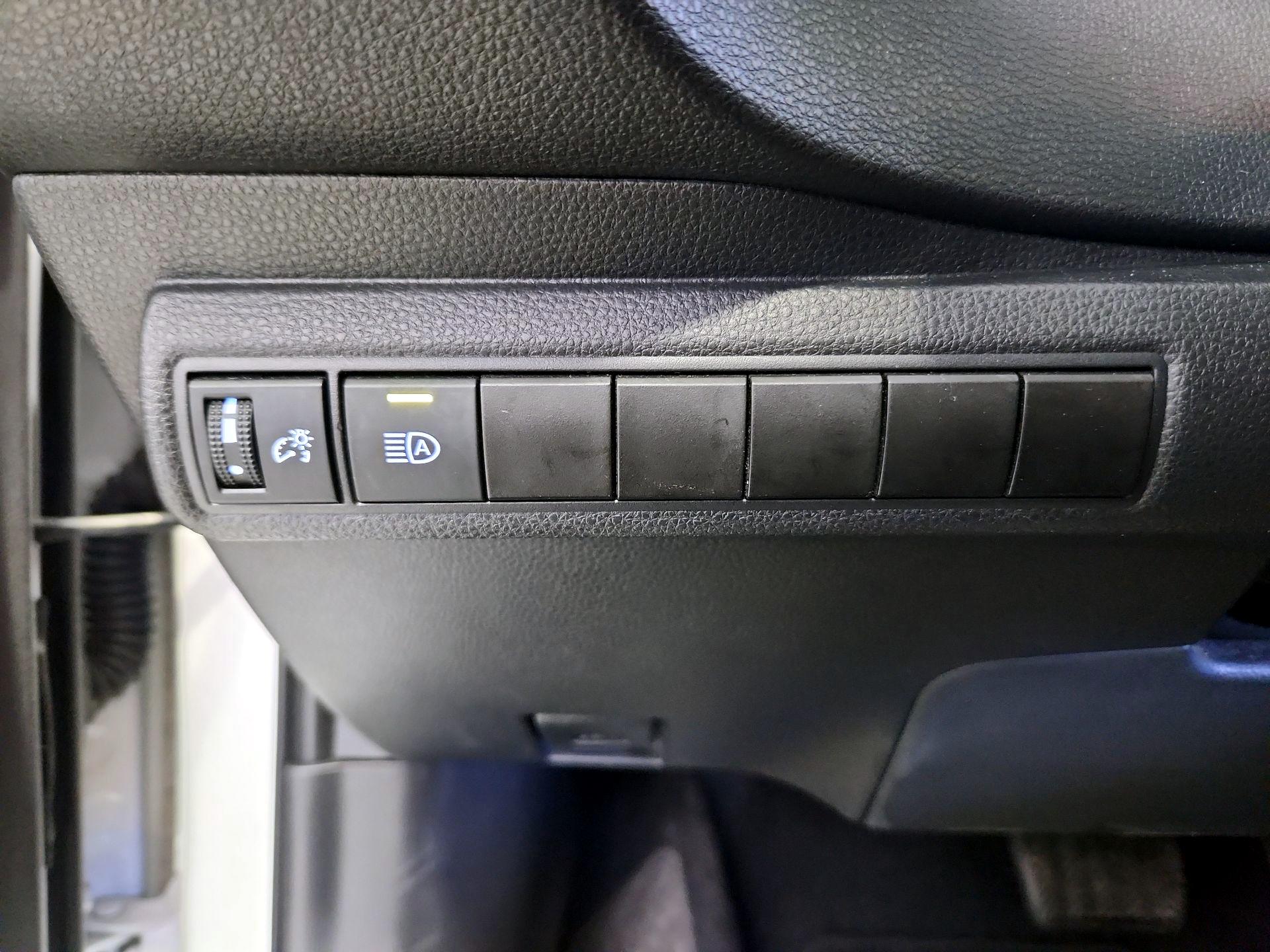 Thumbnail: 2022 Toyota Corolla - 13