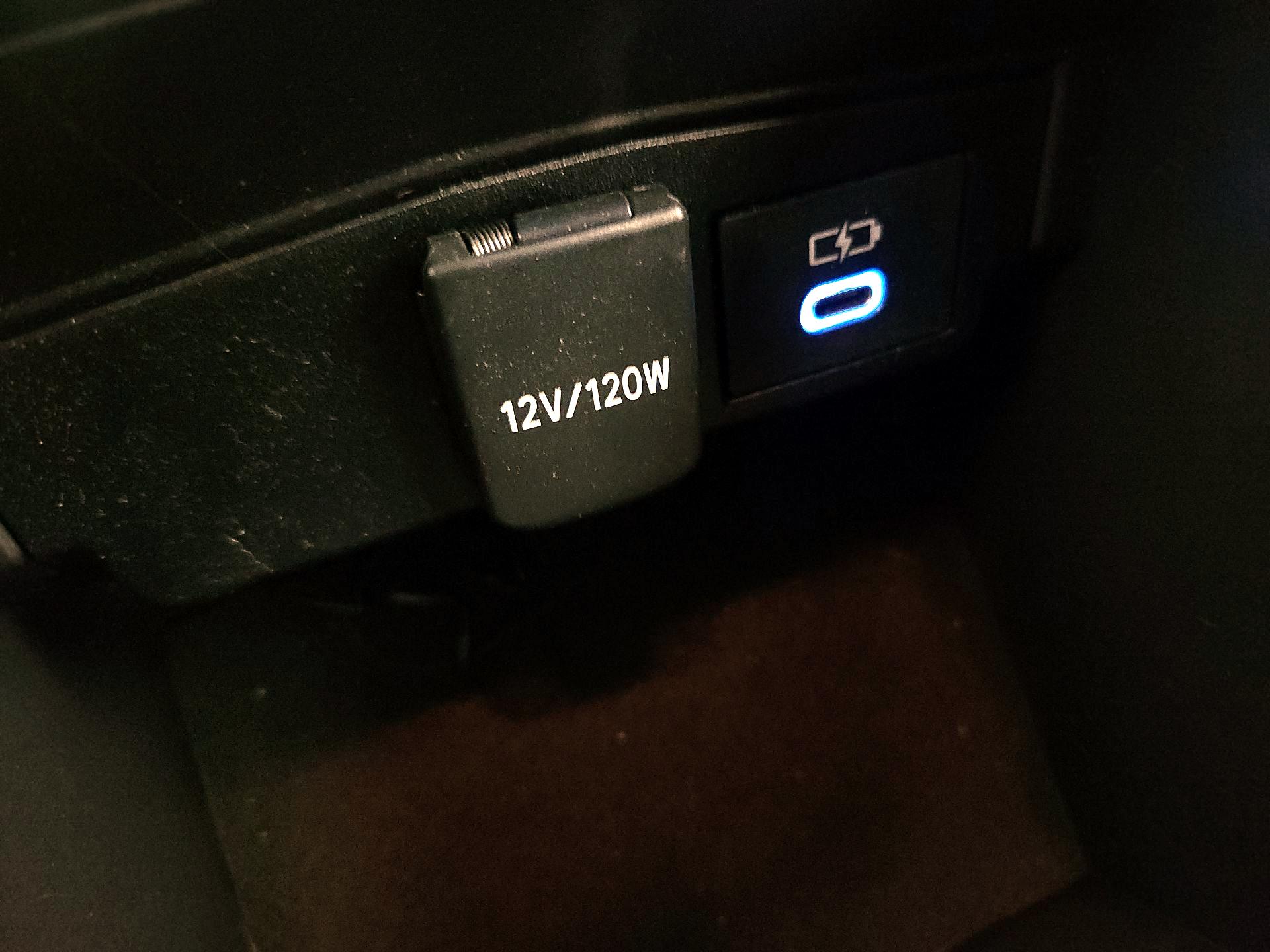 Thumbnail: 2022 Toyota Corolla - 18