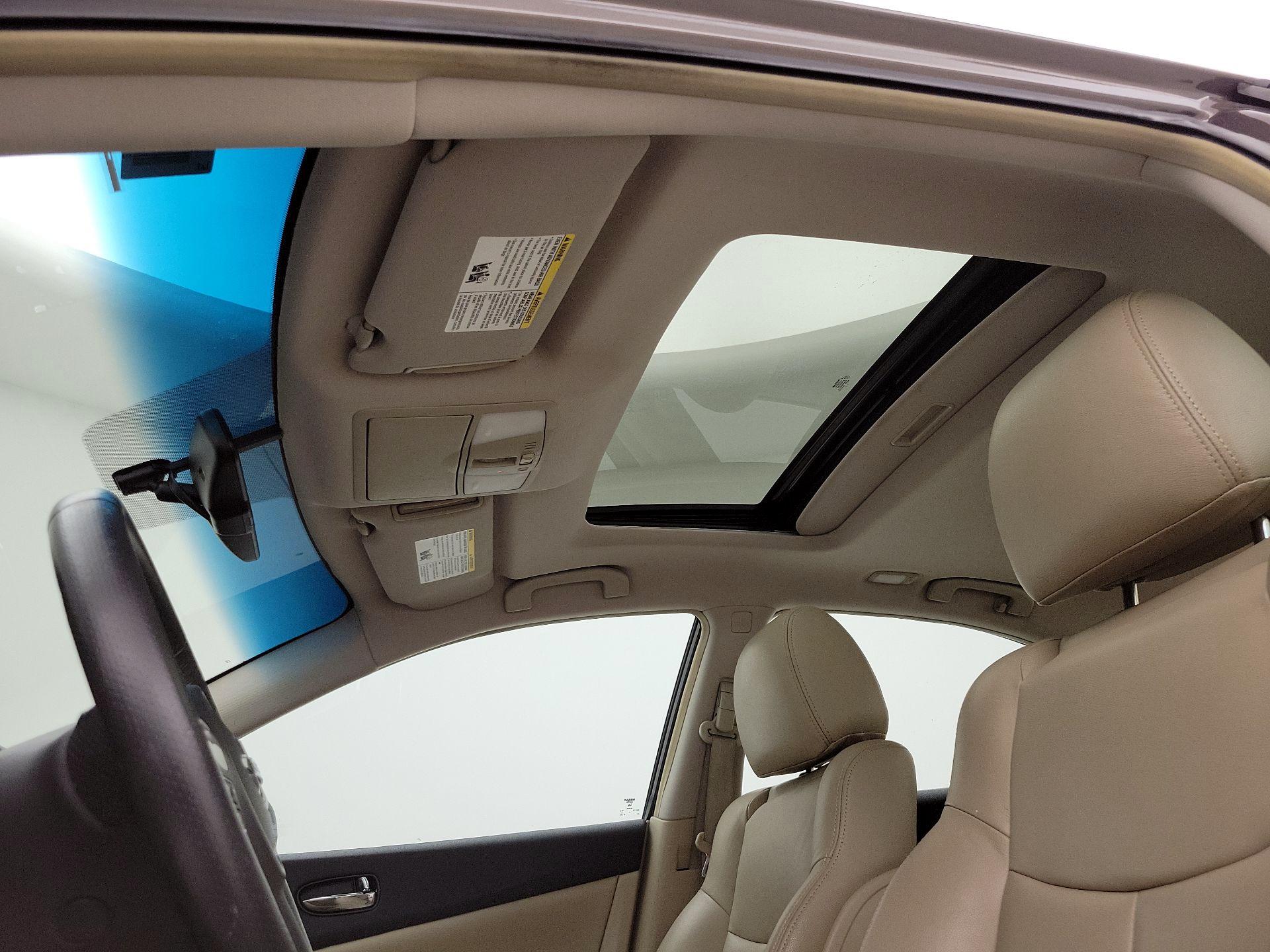 Thumbnail: 2014 Nissan Maxima - 18