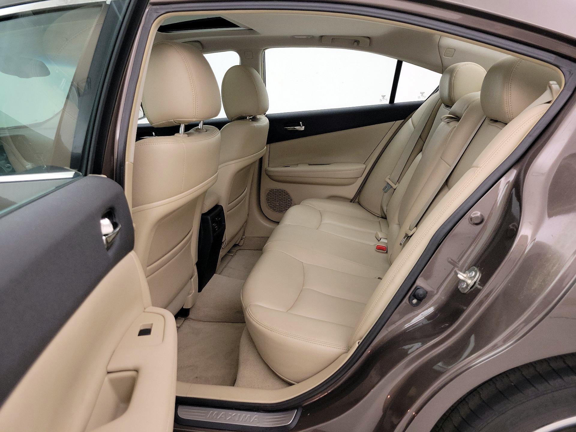 Thumbnail: 2014 Nissan Maxima - 19