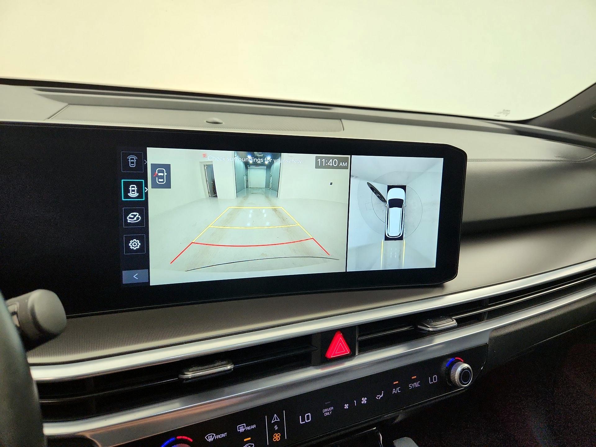 Thumbnail: 2025 Kia Sorento - 15