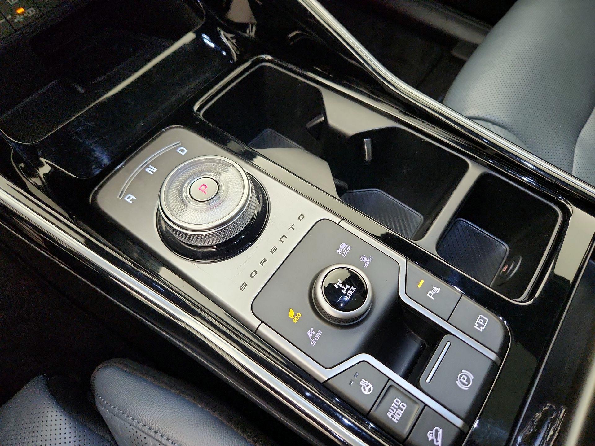 Thumbnail: 2025 Kia Sorento - 18