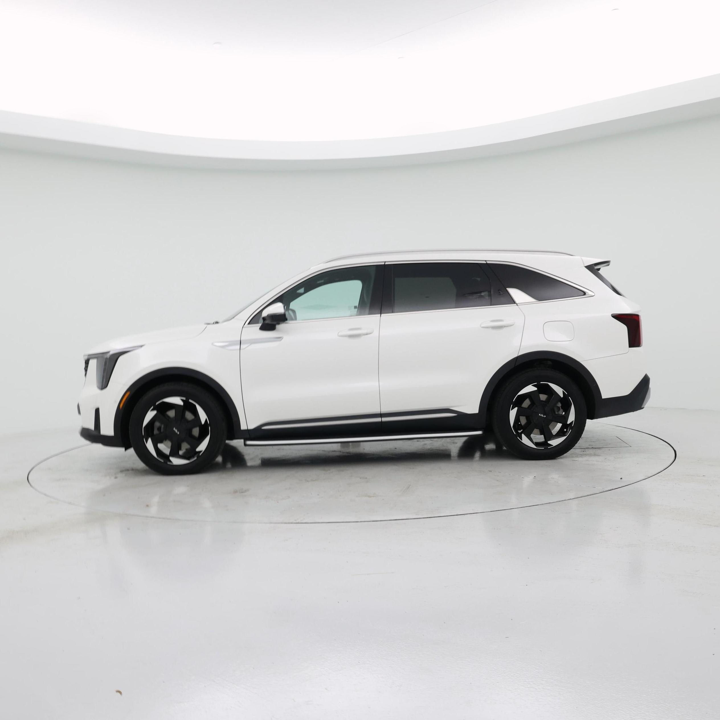 Thumbnail: 2025 Kia Sorento - 3