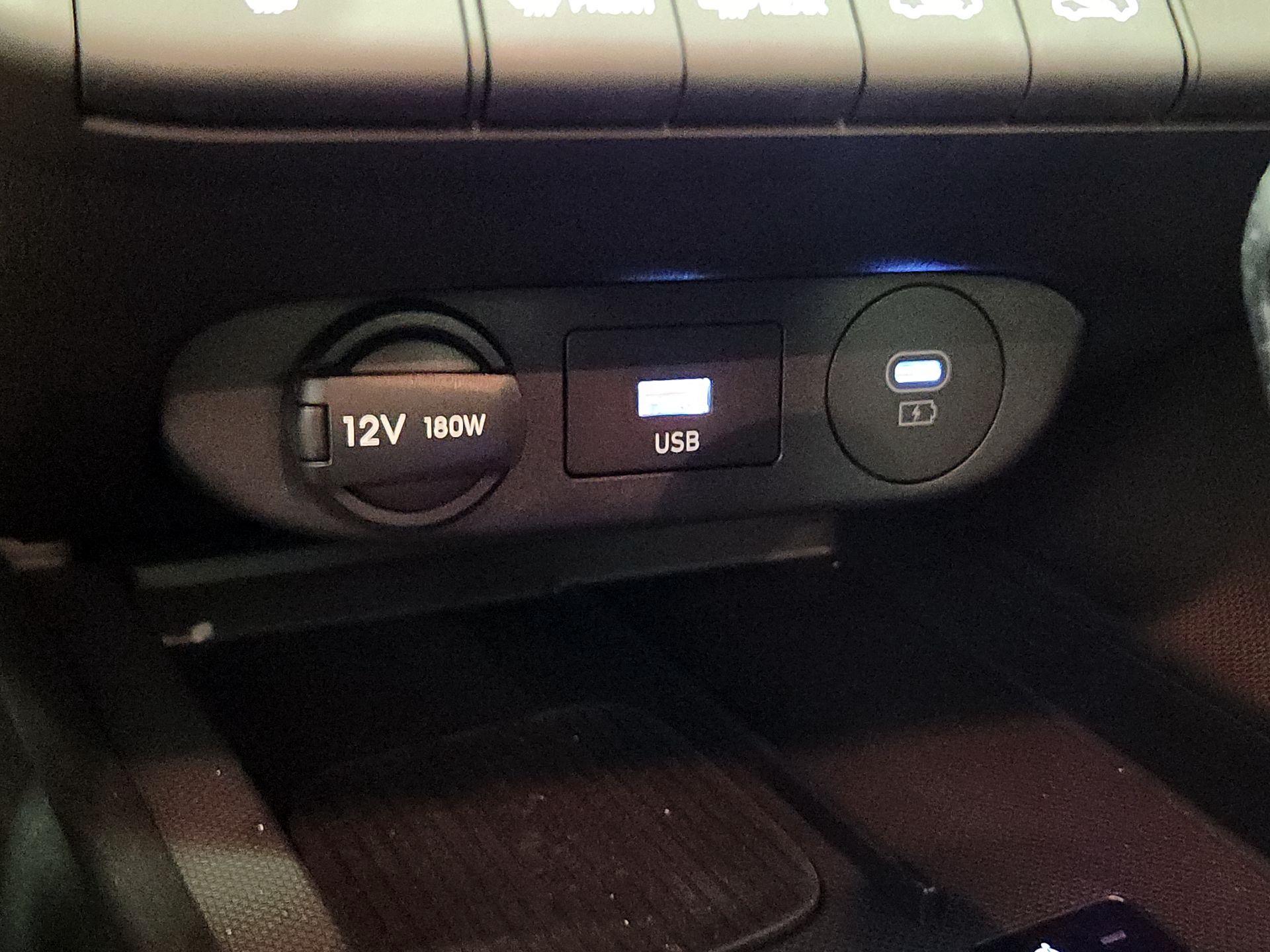 Thumbnail: 2025 Hyundai Elantra - 19