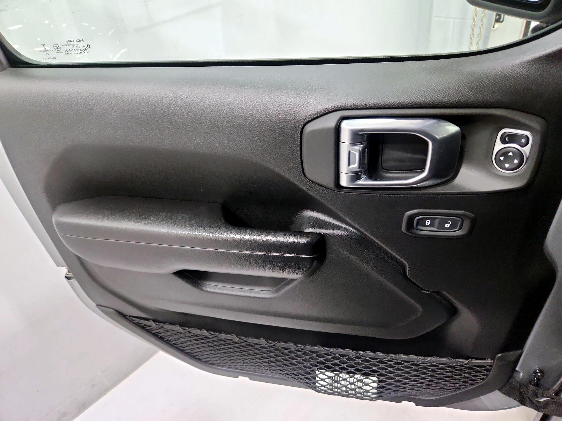 Thumbnail: 2021 Jeep Wrangler - 12