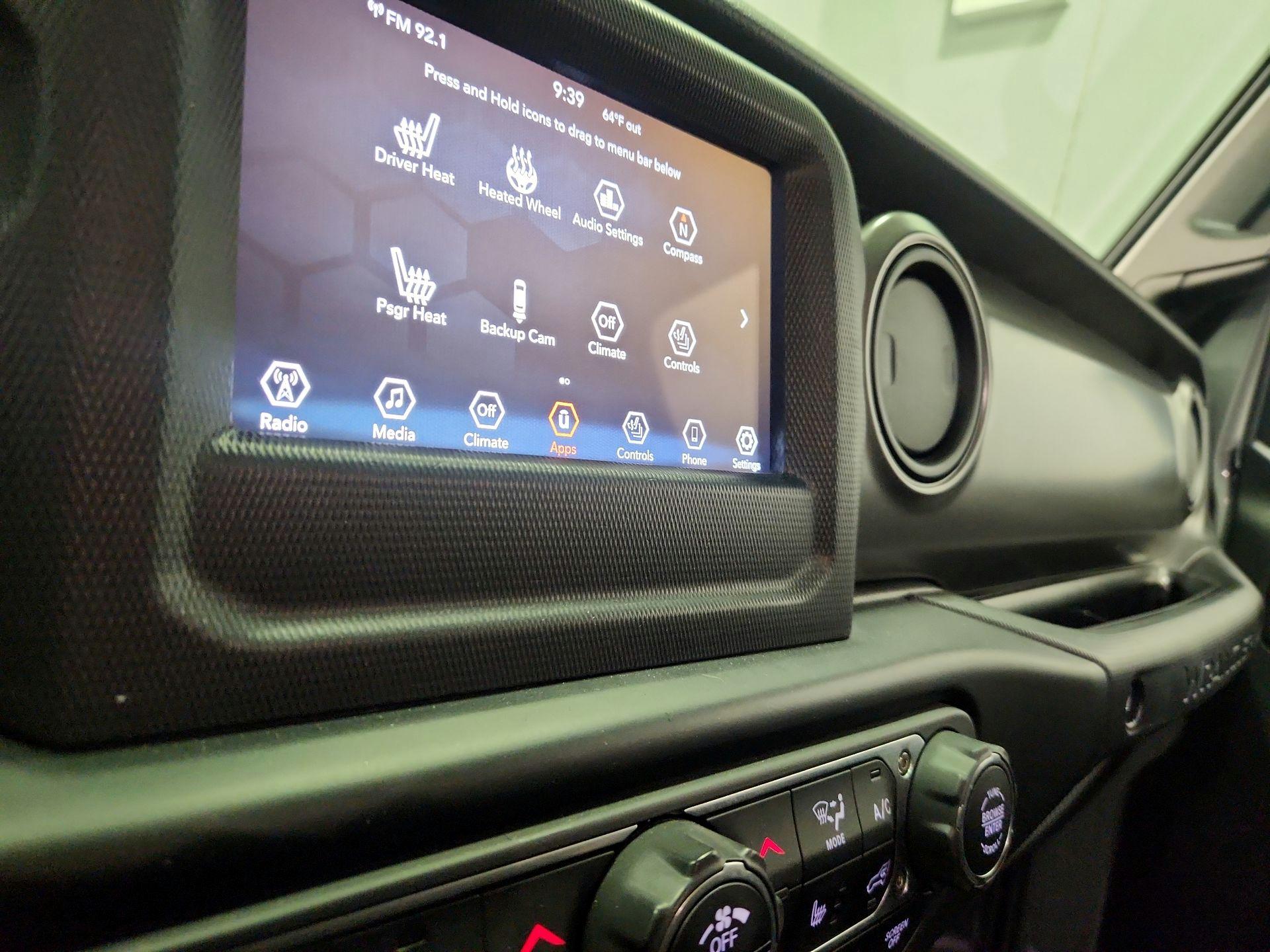 Thumbnail: 2021 Jeep Wrangler - 15