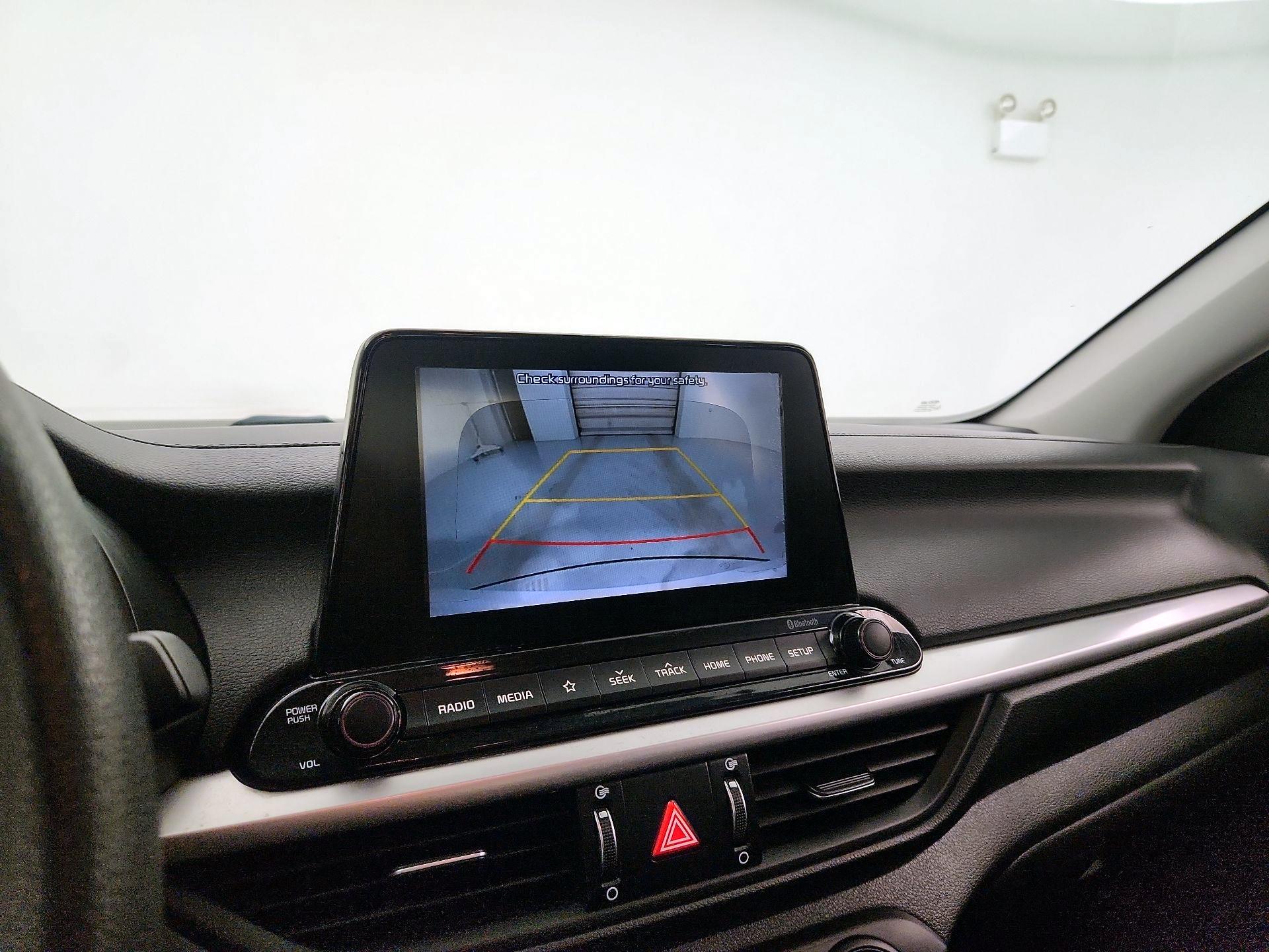 Thumbnail: 2020 Kia Forte - 14