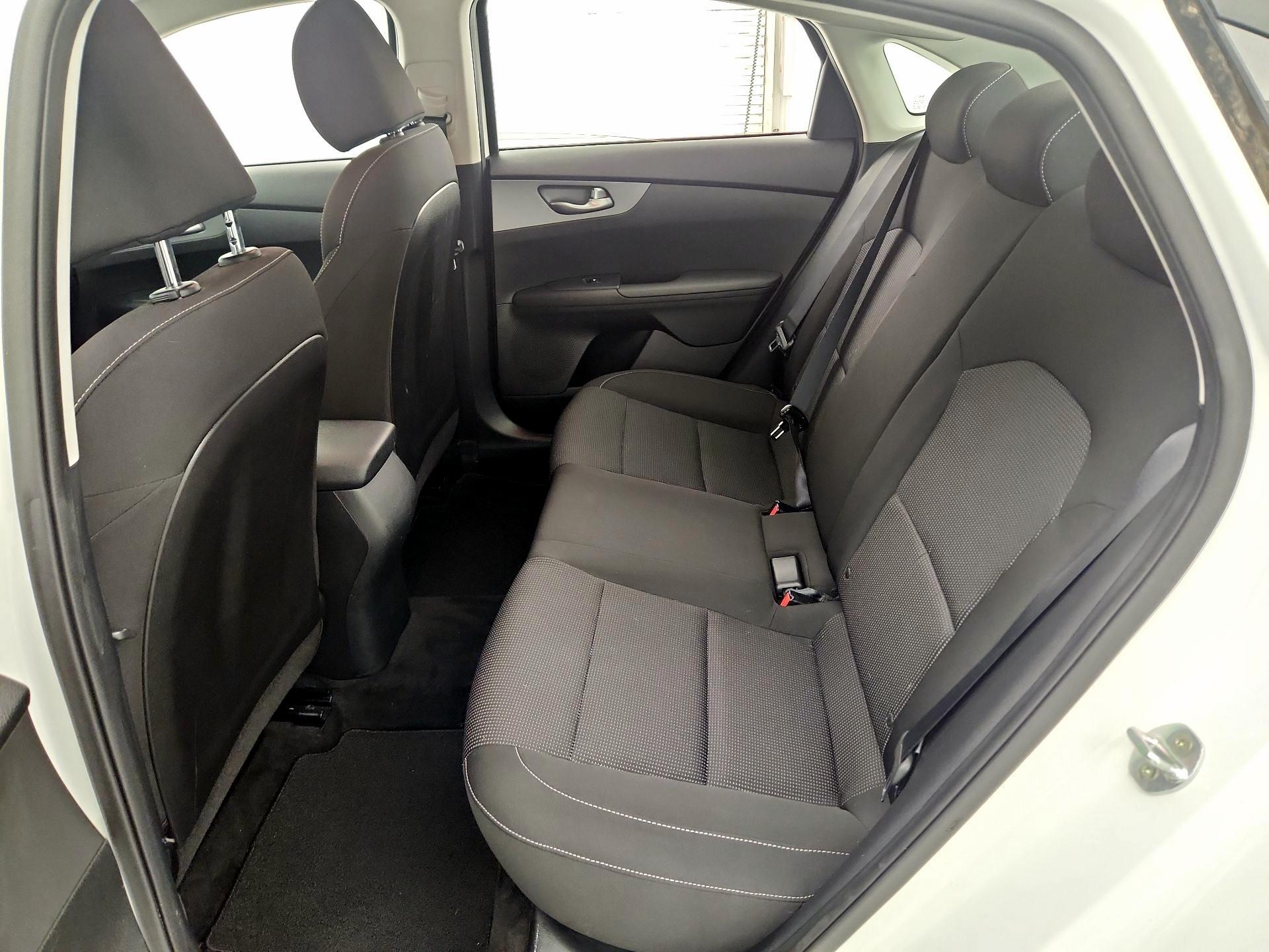 Thumbnail: 2020 Kia Forte - 19