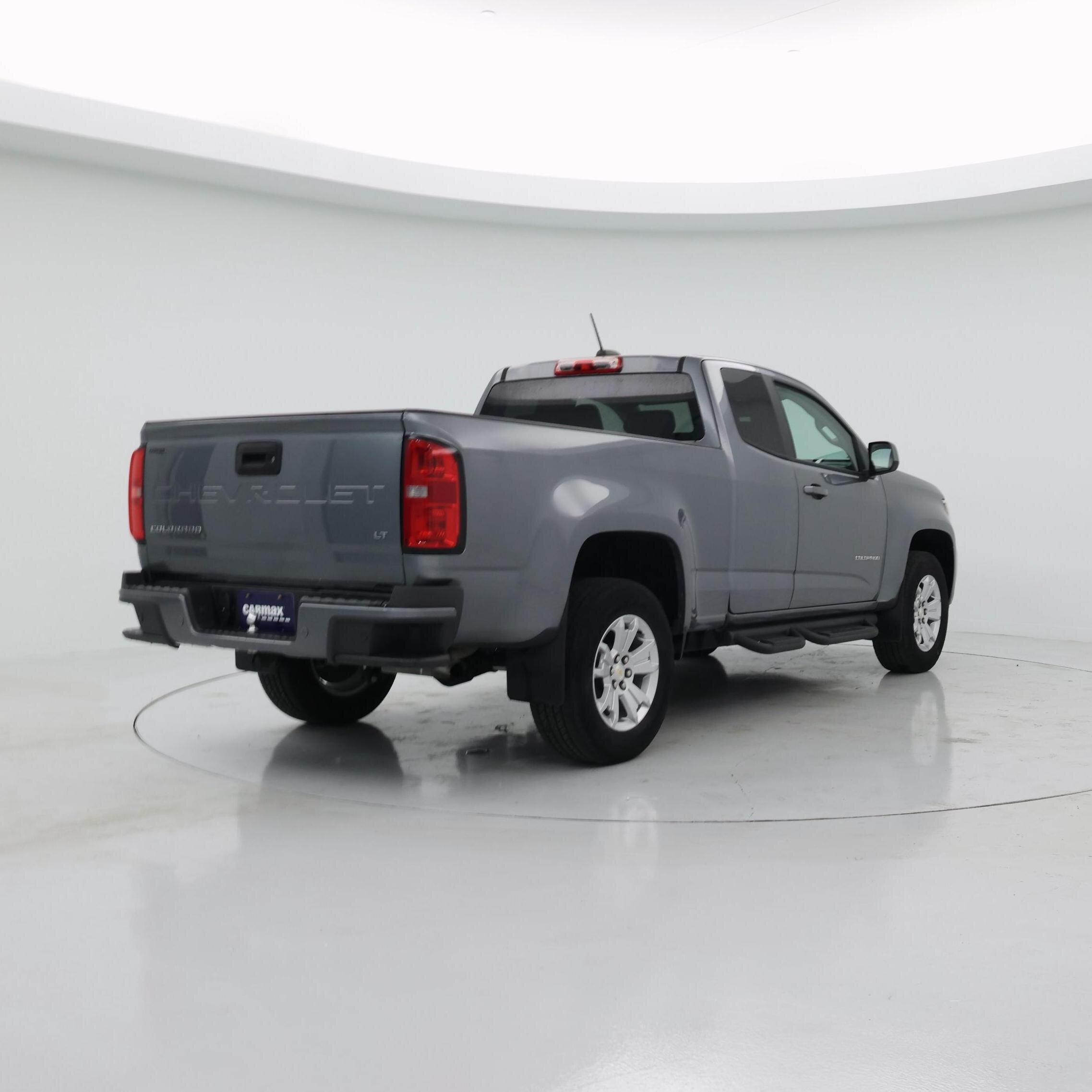 Thumbnail: 2022 Chevrolet Colorado - 8