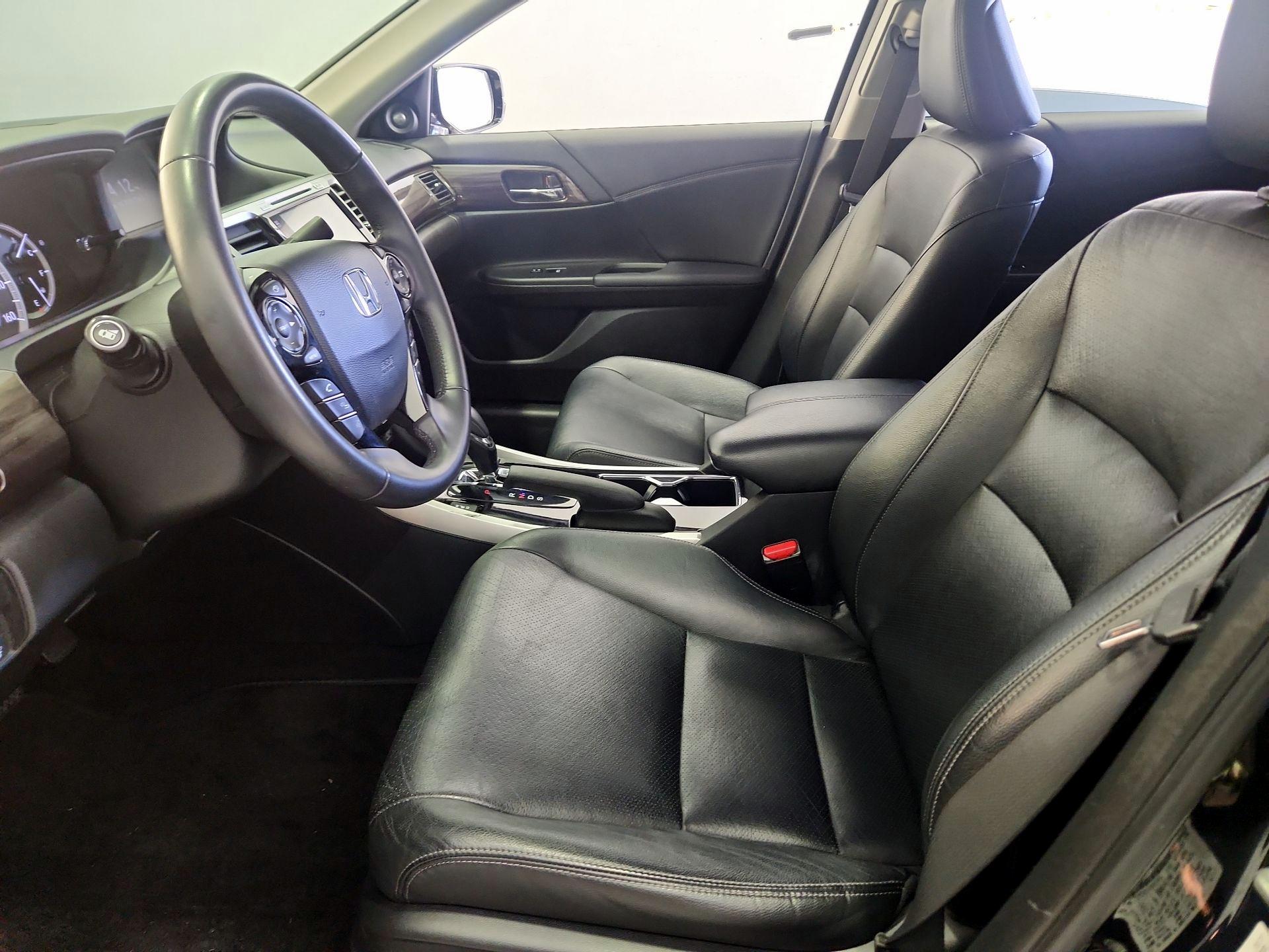 Thumbnail: 2017 Honda Accord - 11