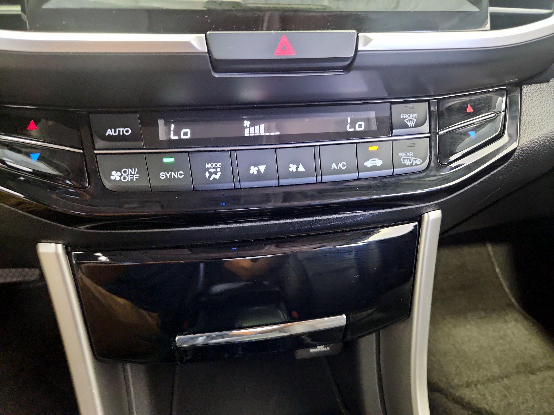 Thumbnail: 2017 Honda Accord - 16