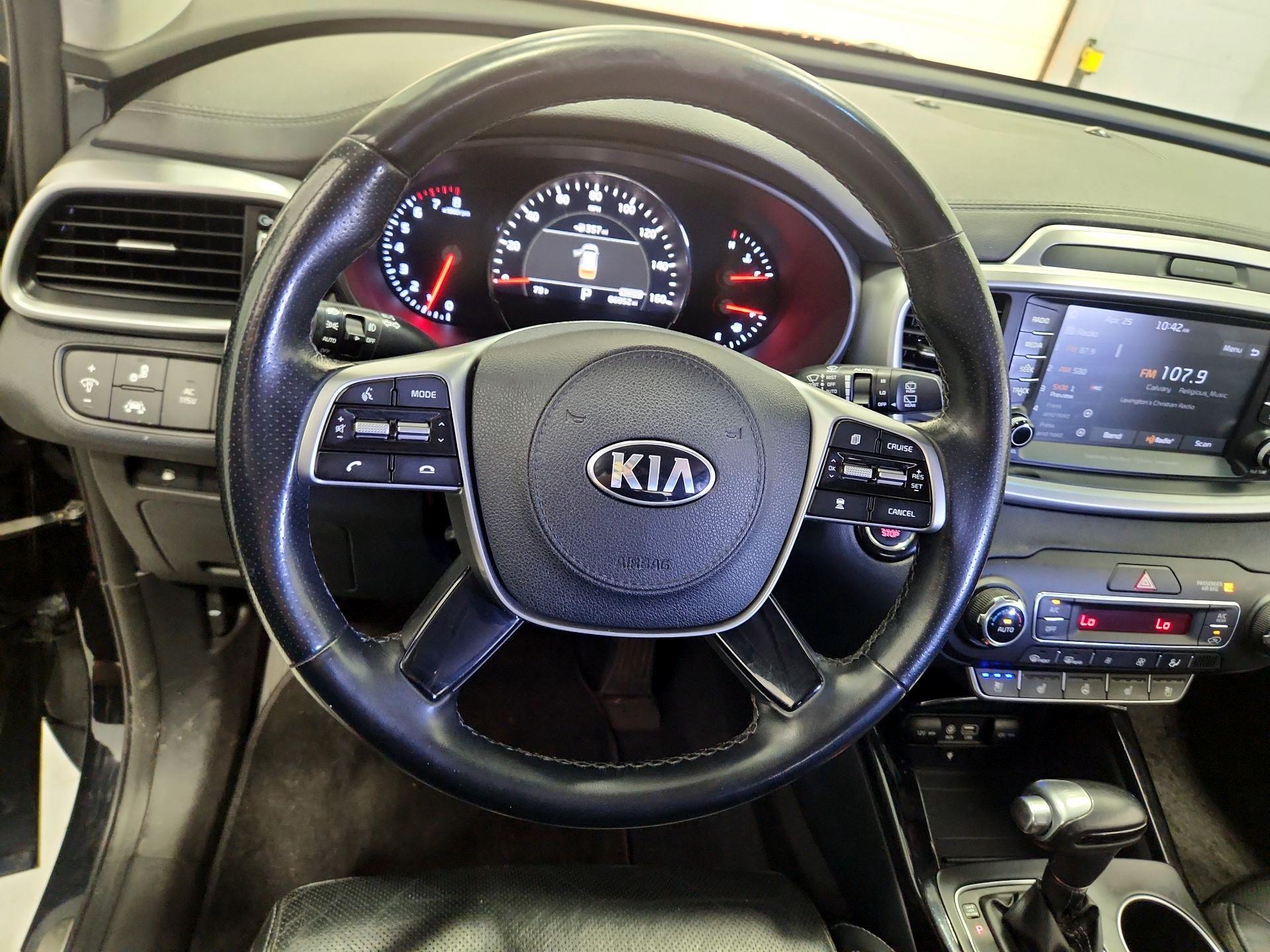 Thumbnail: 2019 Kia Sorento - 10