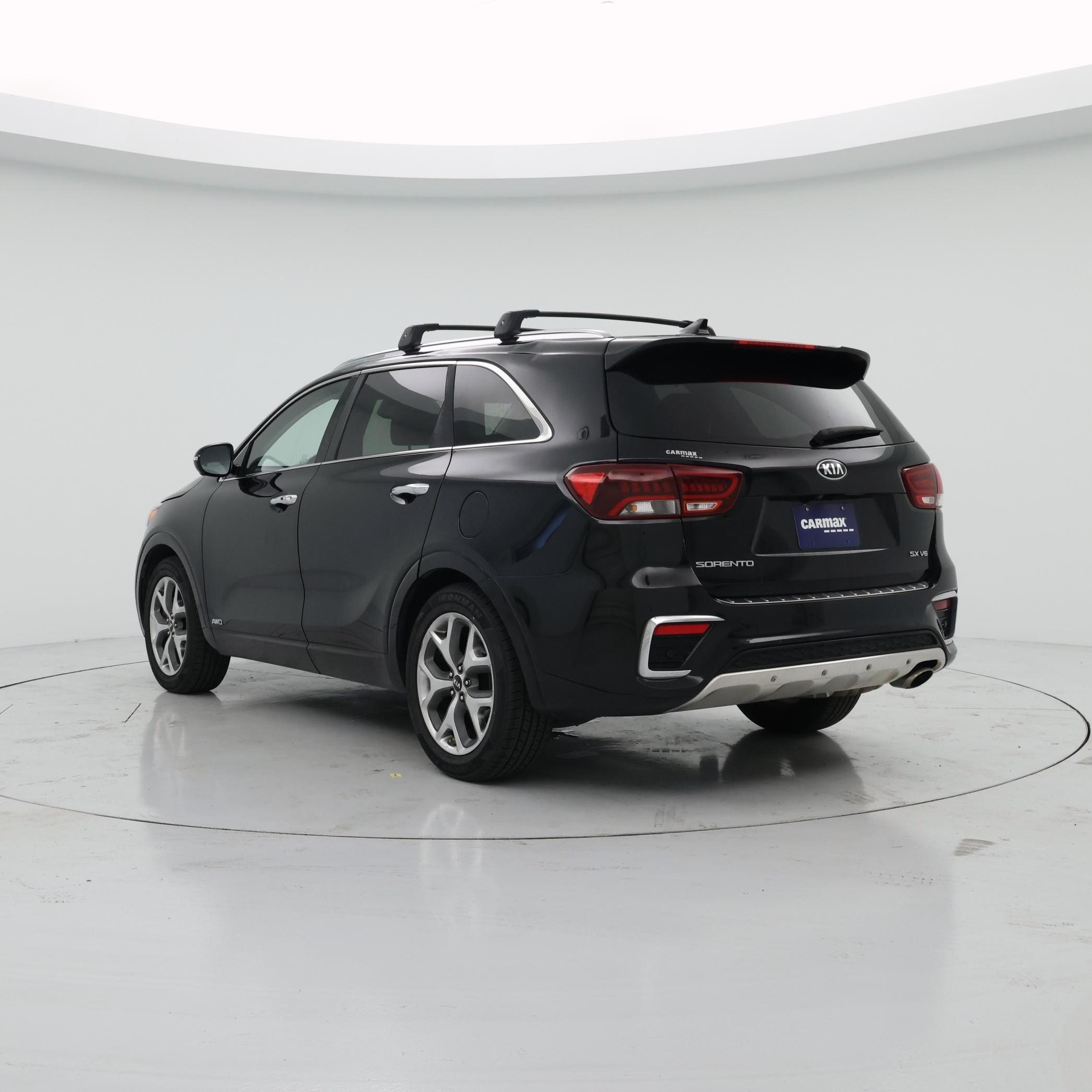 Thumbnail: 2019 Kia Sorento - 2