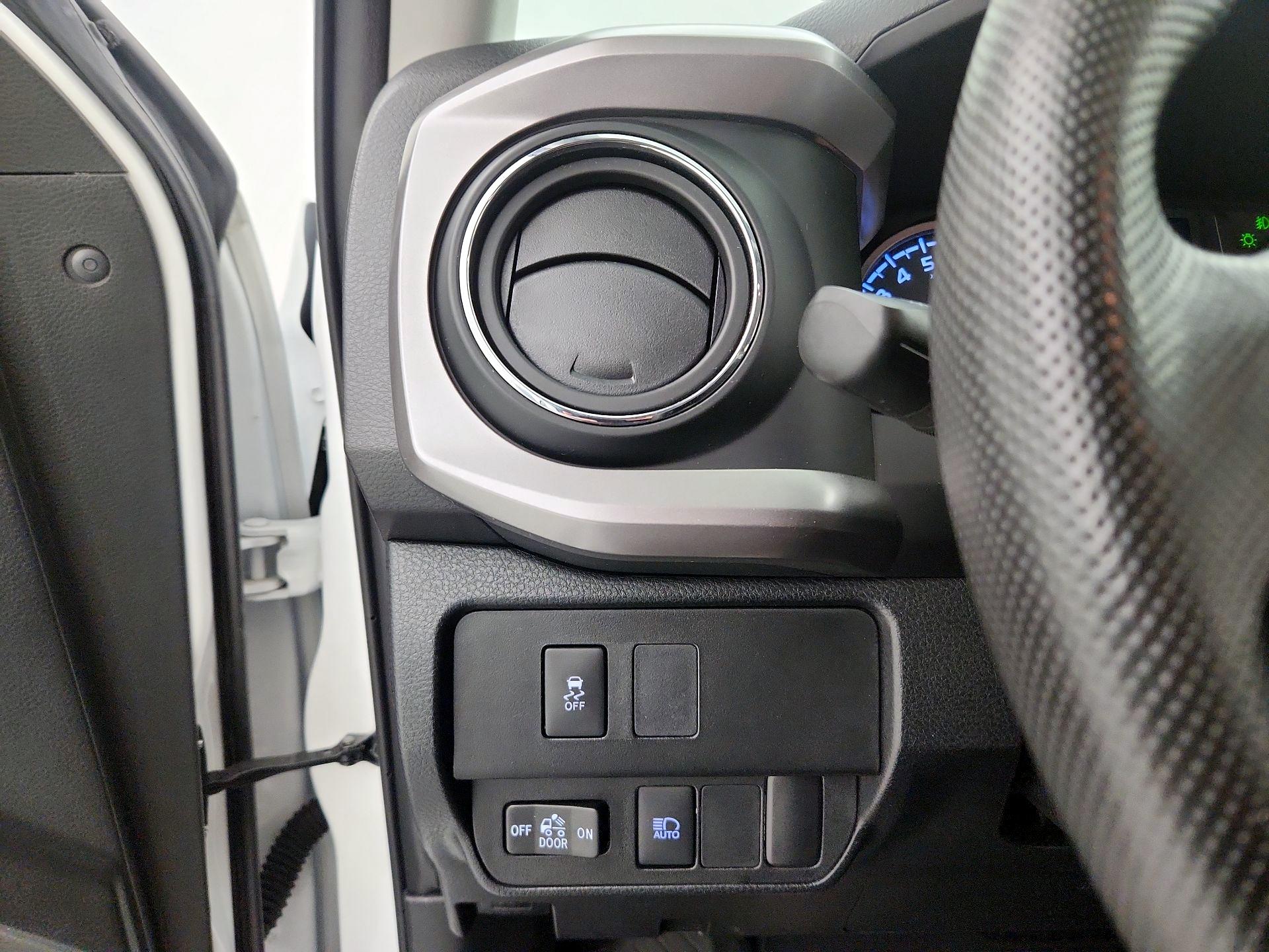 Thumbnail: 2023 Toyota Tacoma - 13