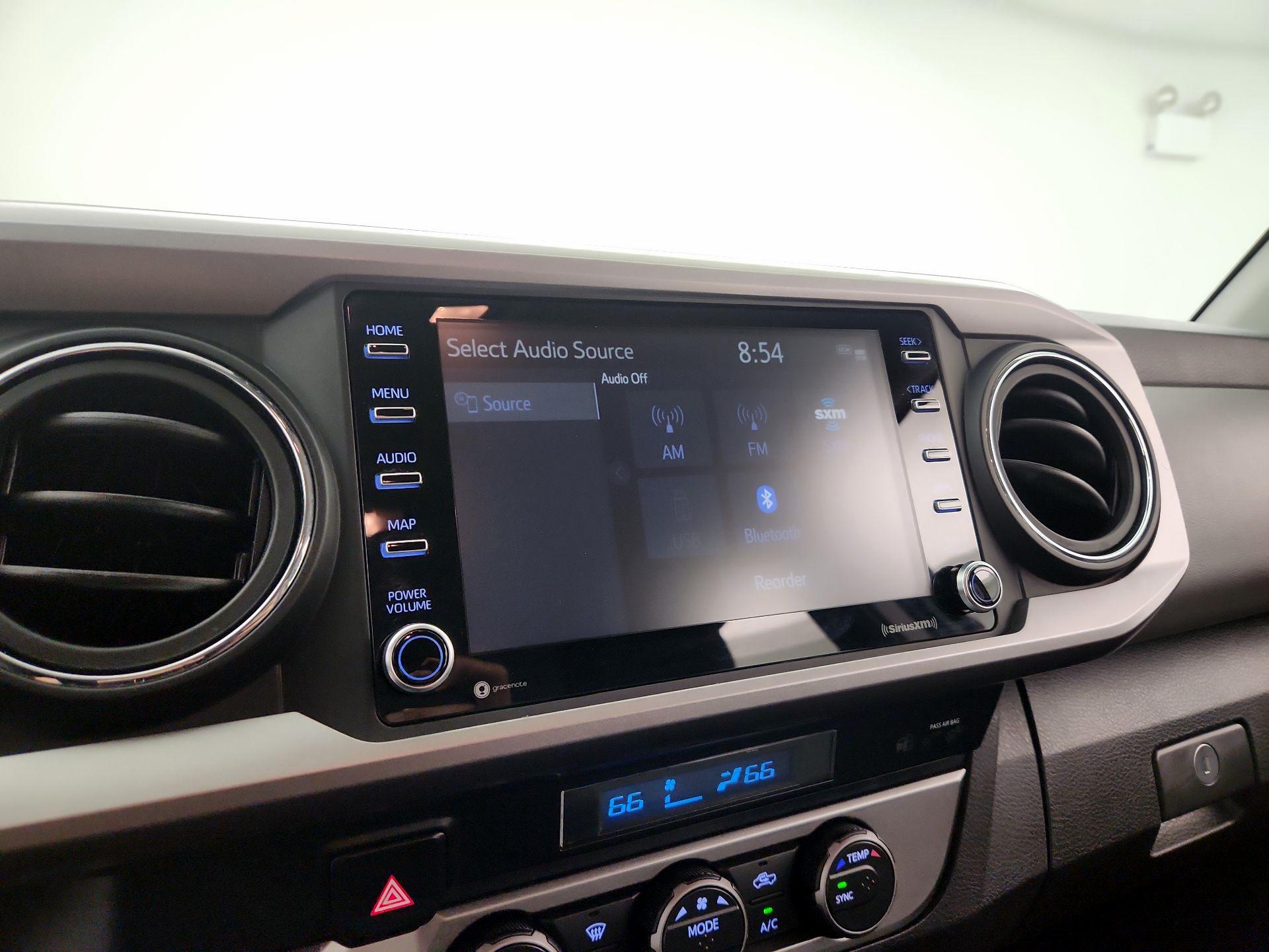 Thumbnail: 2023 Toyota Tacoma - 15