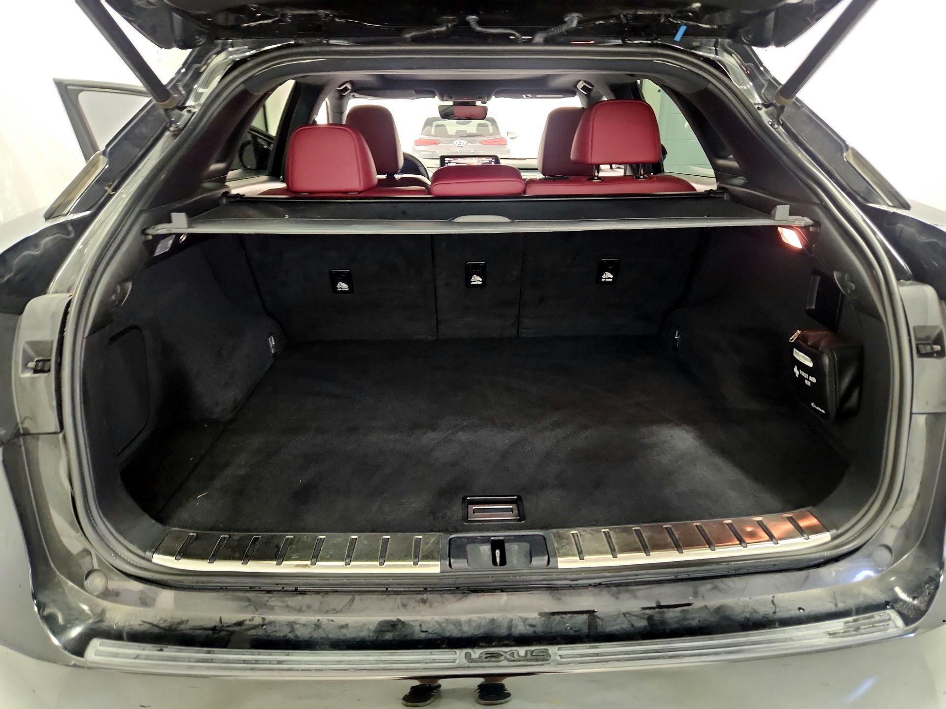 Thumbnail: 2019 Lexus RX - 18