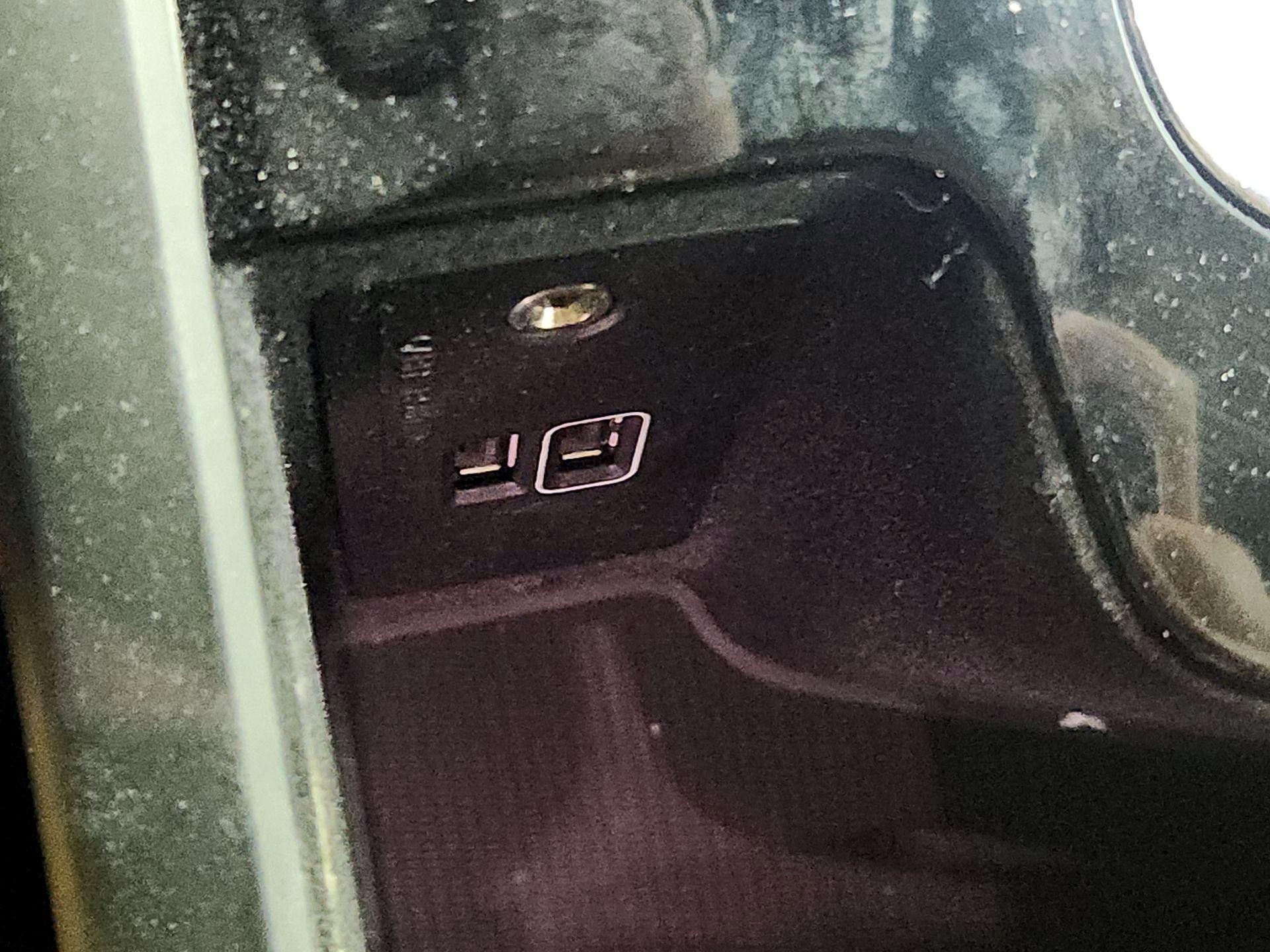 Thumbnail: 2017 Volvo XC90 - 19