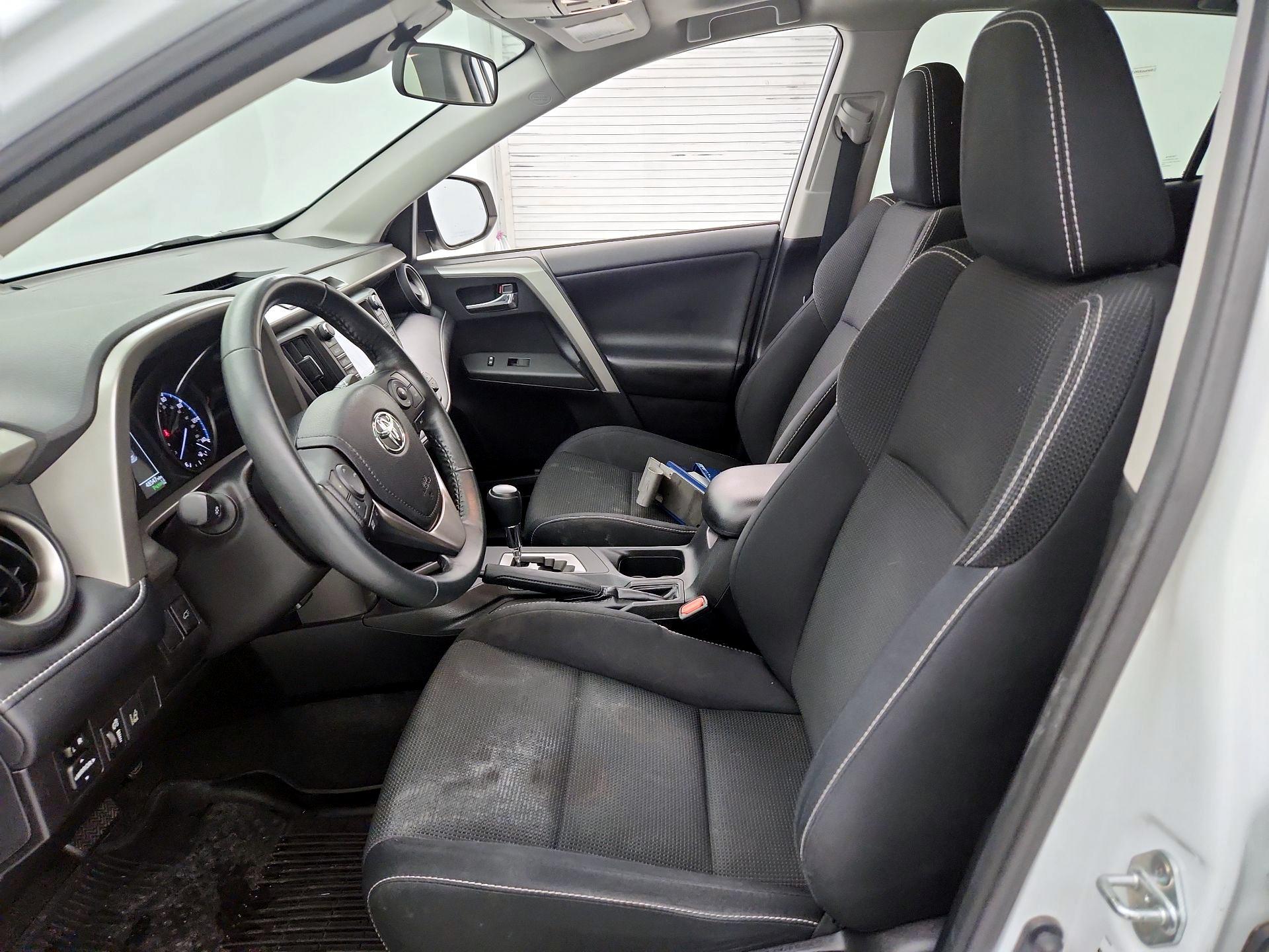 Thumbnail: 2017 Toyota RAV4 - 11