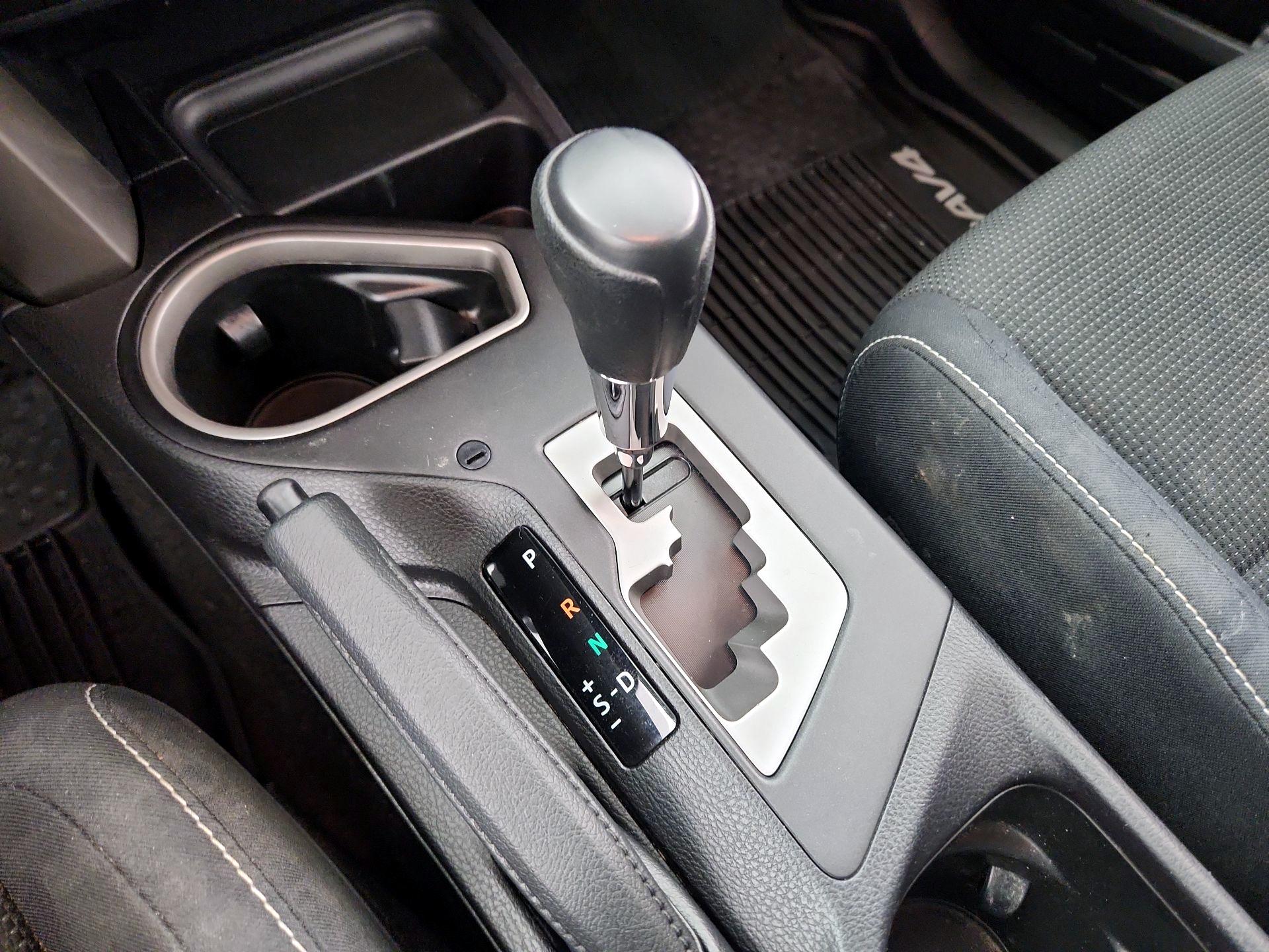 Thumbnail: 2017 Toyota RAV4 - 18