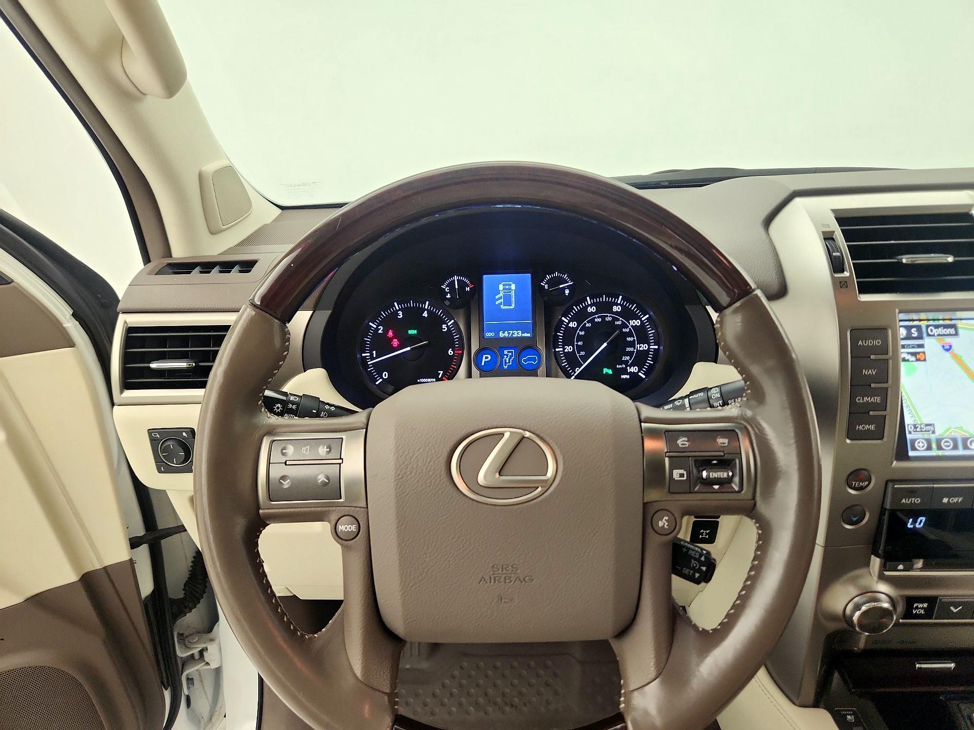 Thumbnail: 2018 Lexus GX - 10