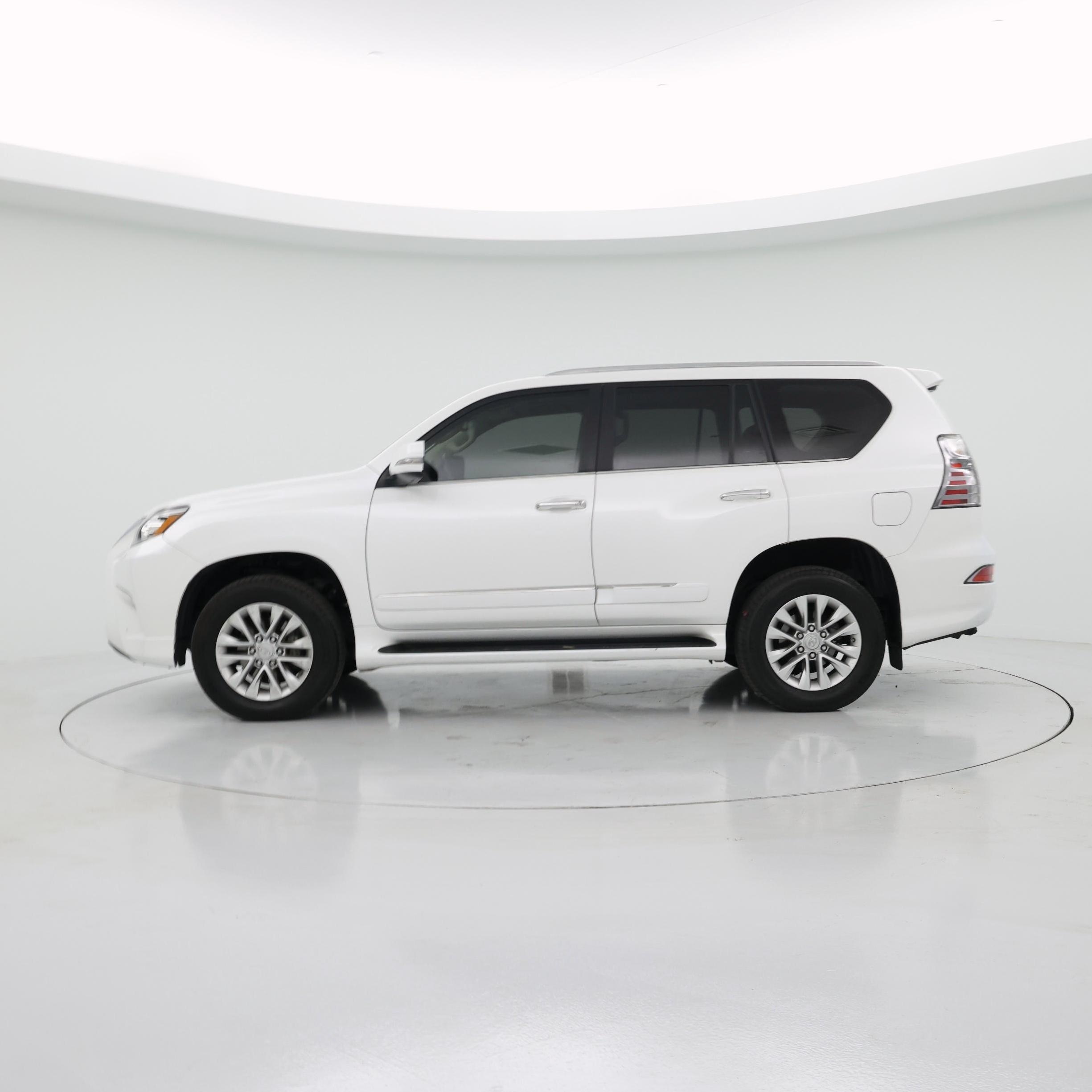 Thumbnail: 2018 Lexus GX - 3