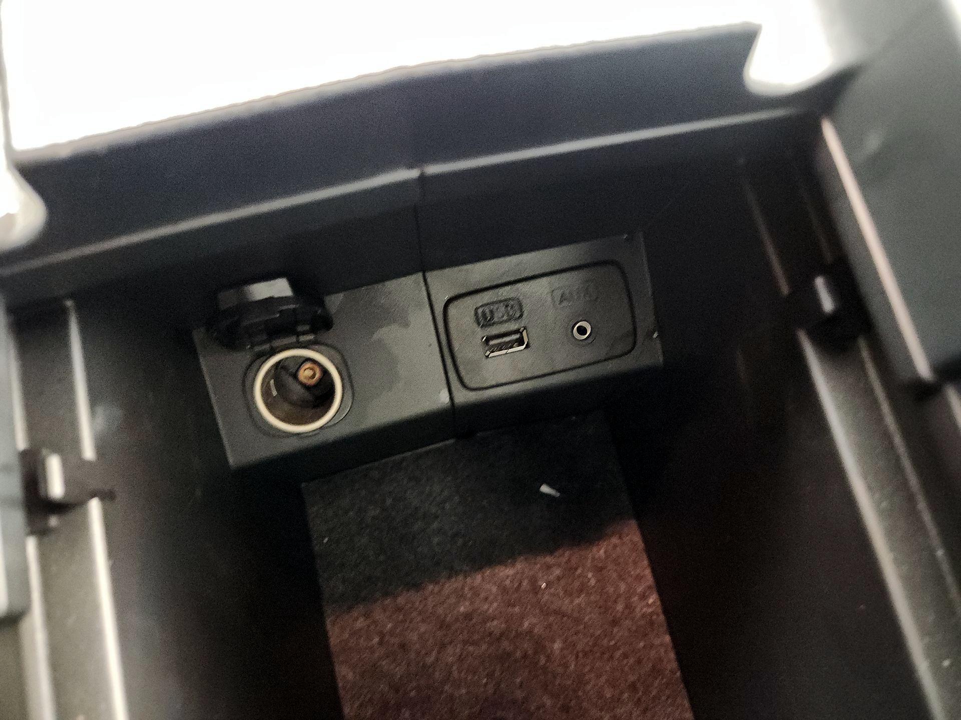 Thumbnail: 2015 Subaru Forester - 18