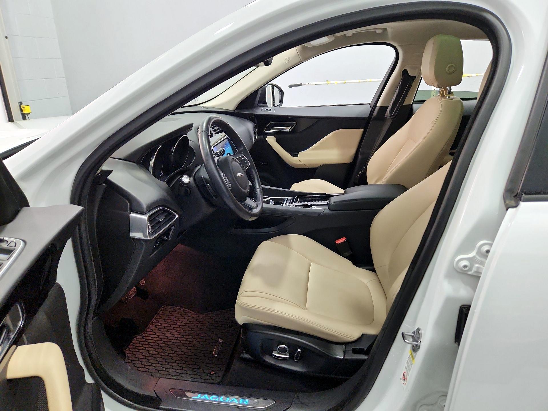 Thumbnail: 2020 Jaguar F-Pace - 11