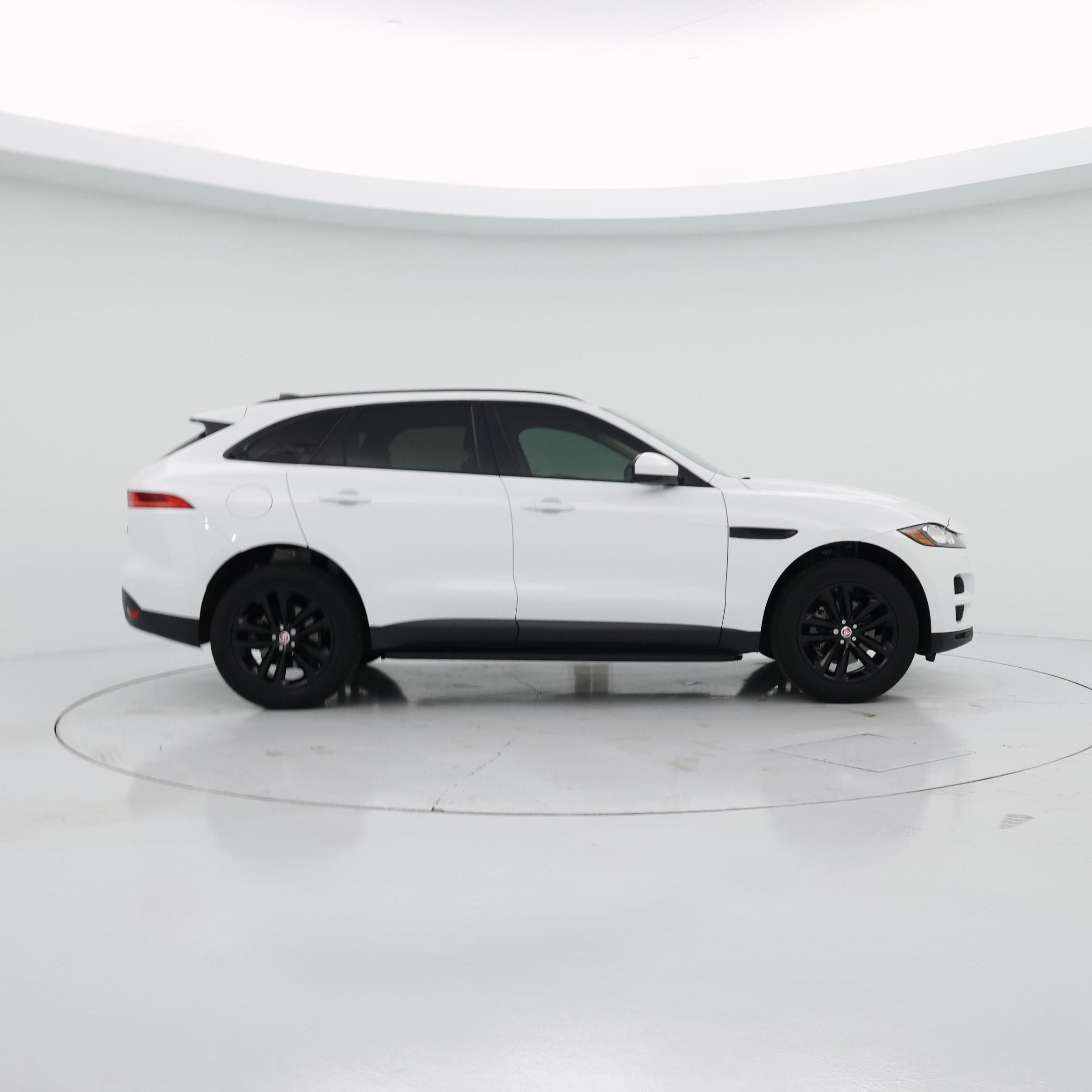 Thumbnail: 2020 Jaguar F-Pace - 7