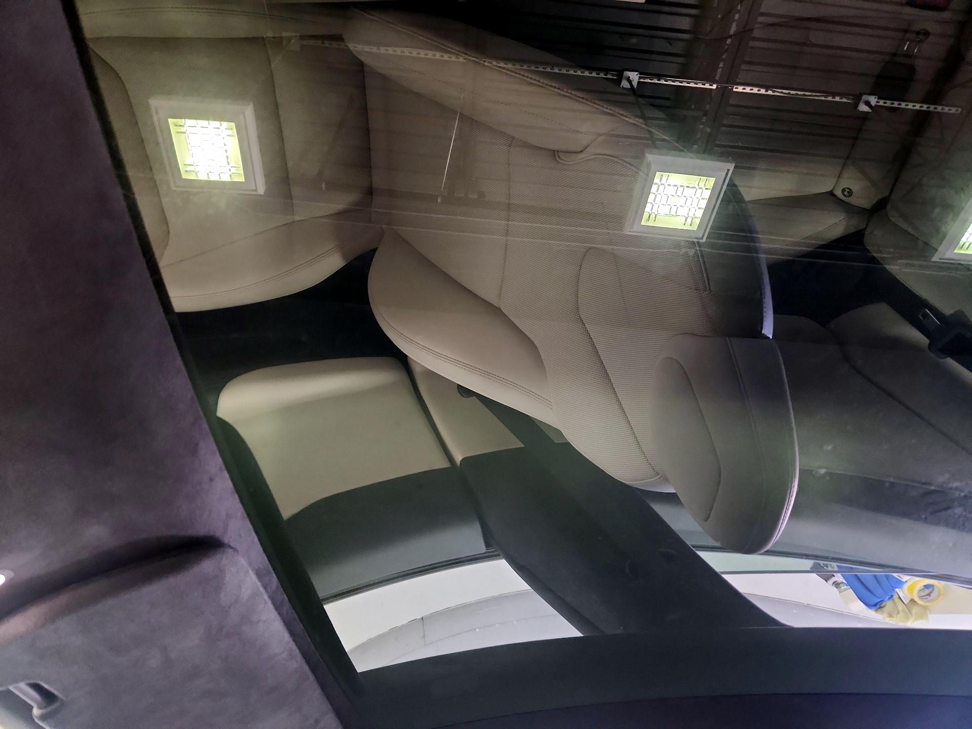 Thumbnail: 2022 Tesla Model S - 19